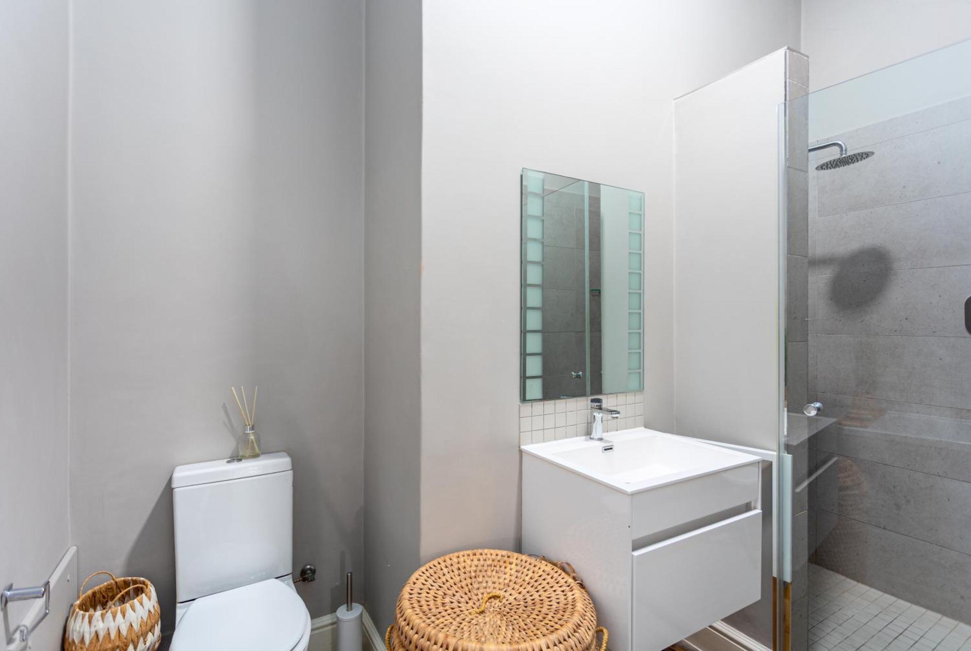 K67 Bona View Apartment