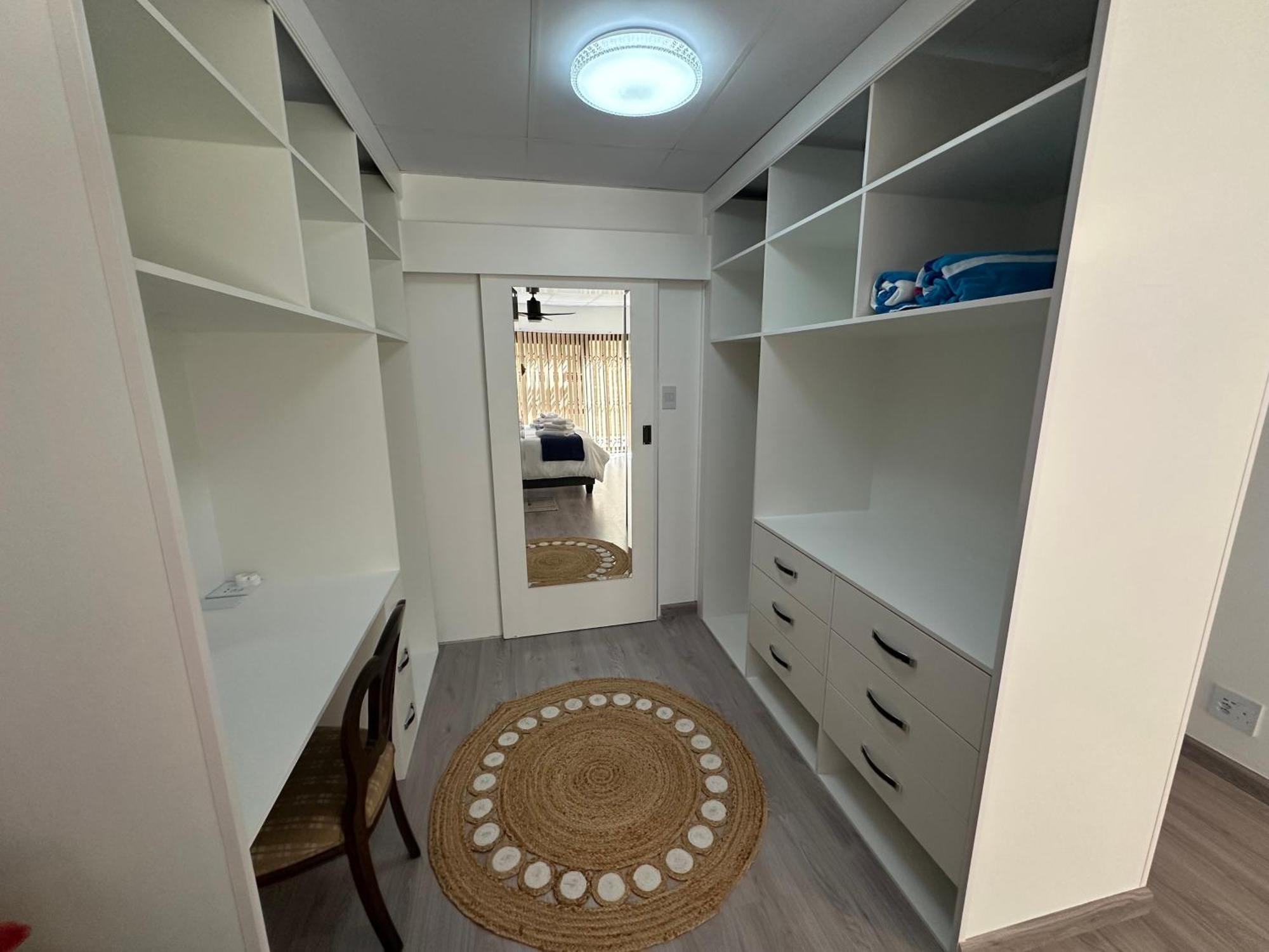 Strelitzia, Spacious With A Stunning View Apartment Cape Town