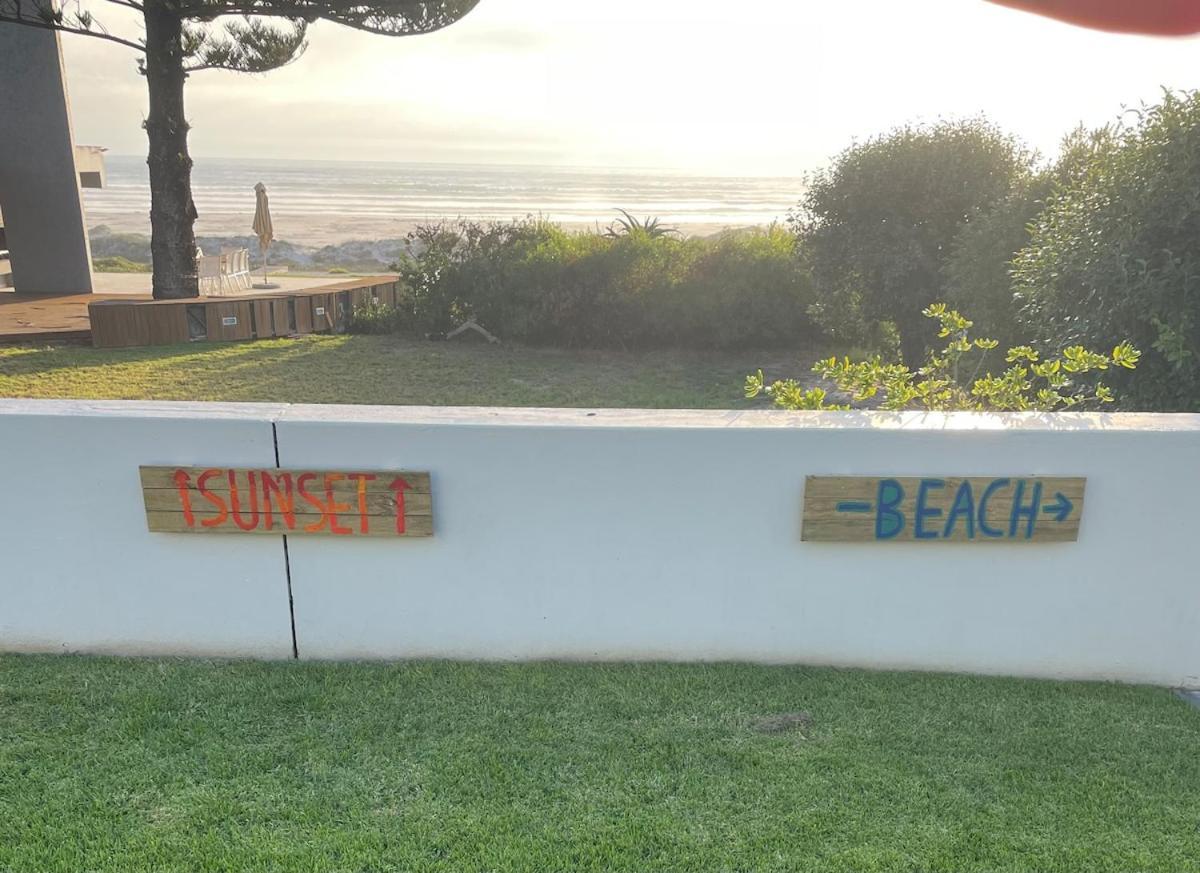 Holiday home Beachhouse! Seaview, Heated Pool, Battery Back-up