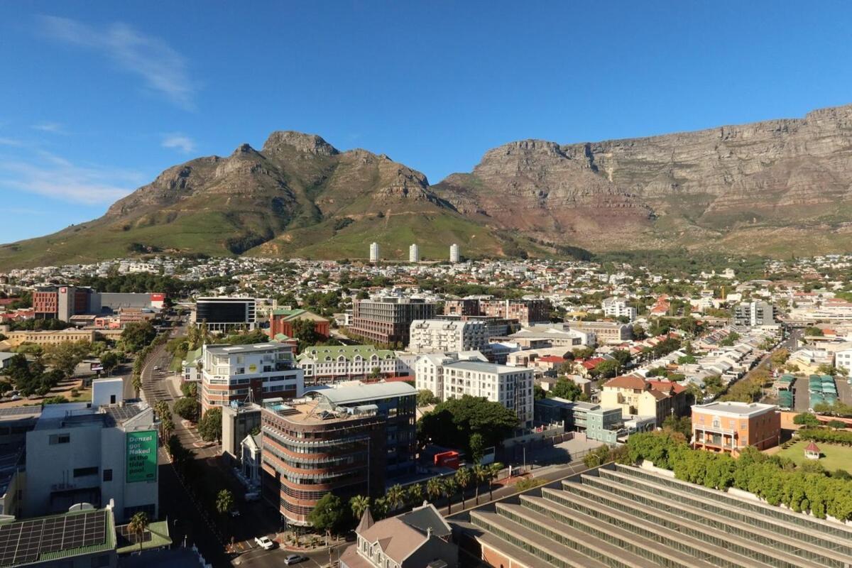 2 Bedroom In Cbd Apartment Cape Town