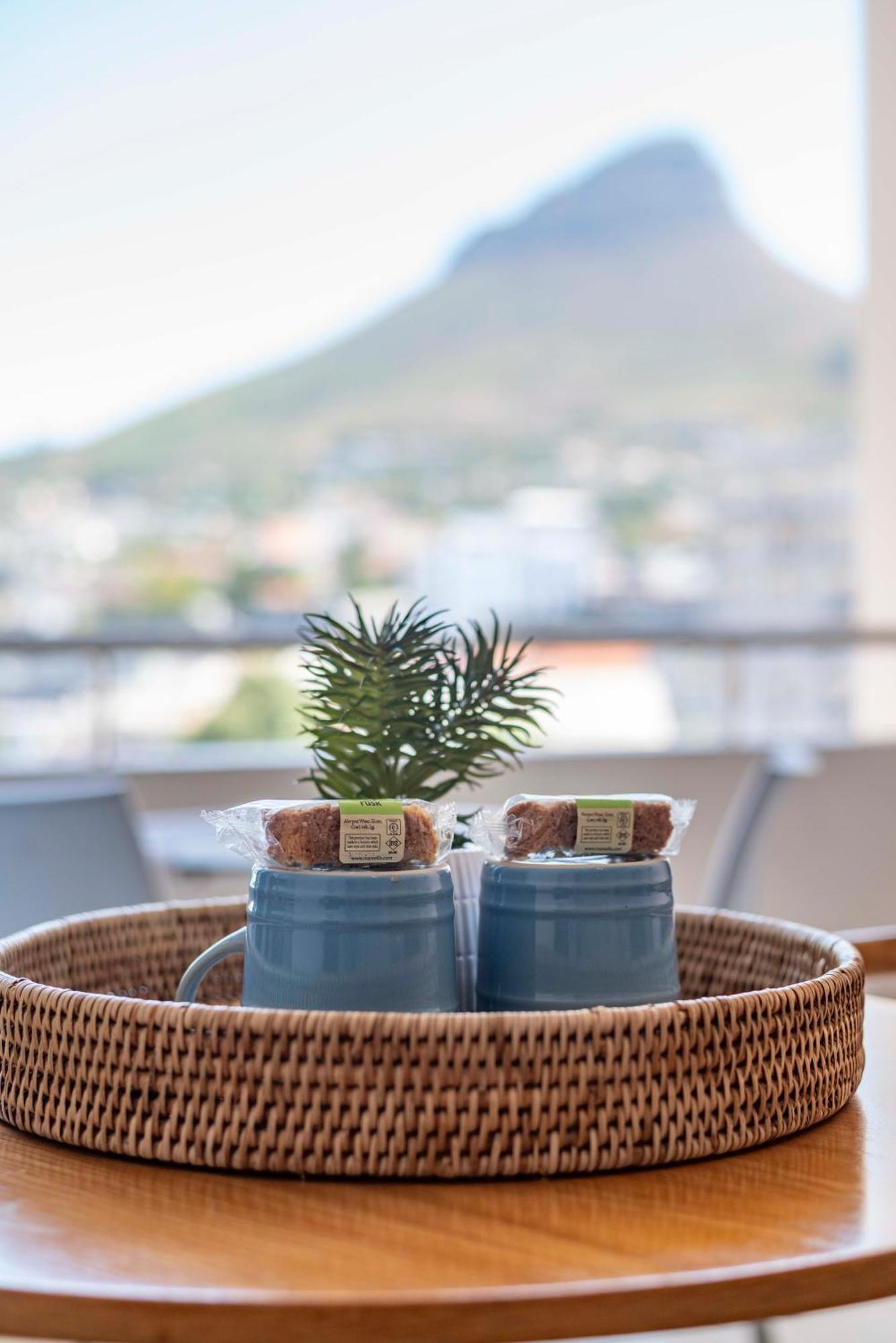 Cosy, Central, Homely Feel Apartment Cape Town