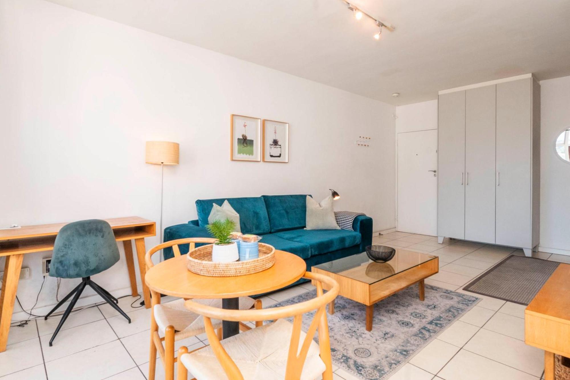 Apartment Cosy, Central, Homely Feel *
