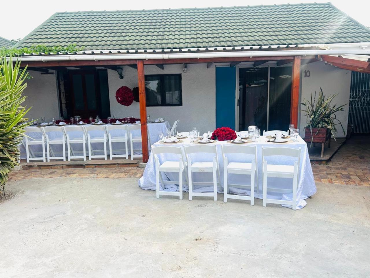 Guest house Executive Bellville 2 *