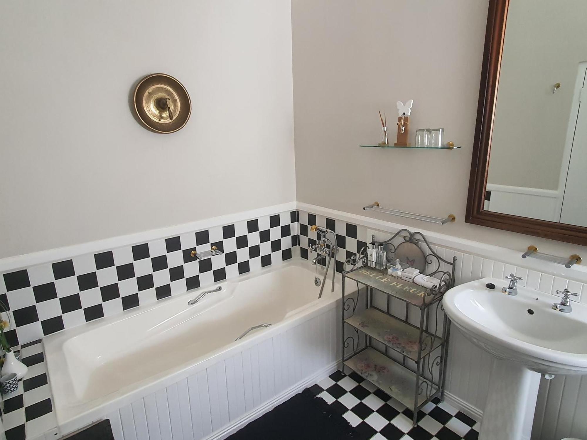 Wild Olive & Guest house Cape Town