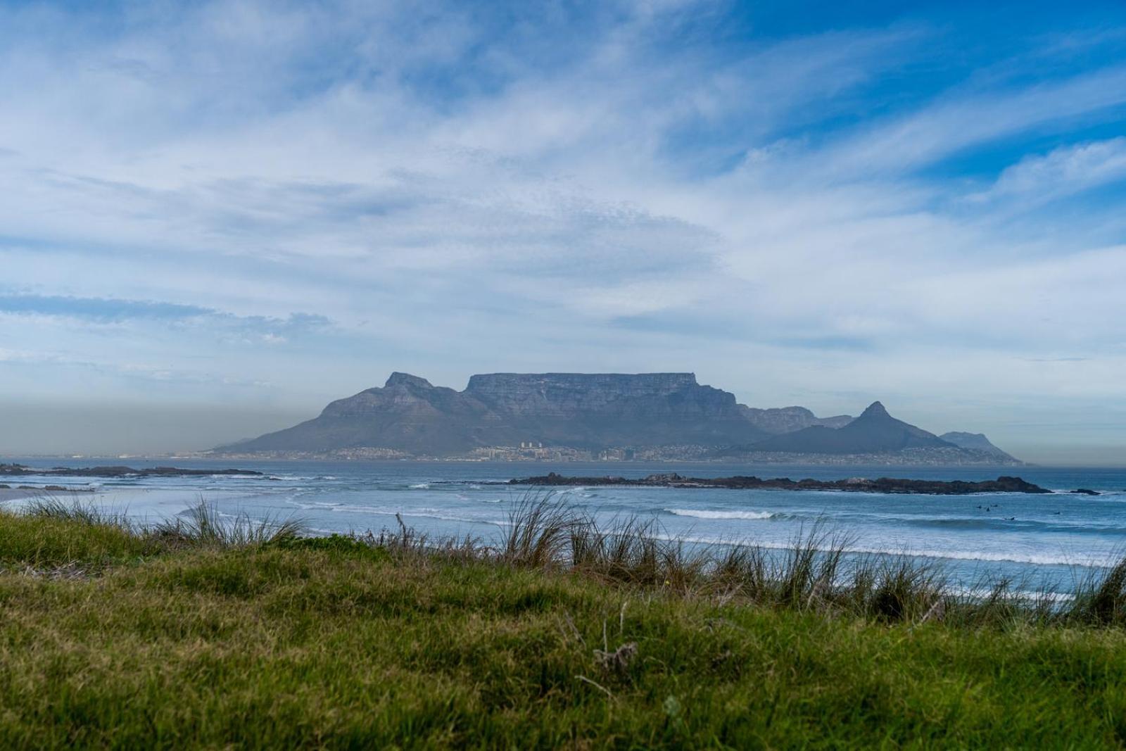 Beachfront Luxury Living- A106 Seaspray, Blouberg Cape Town