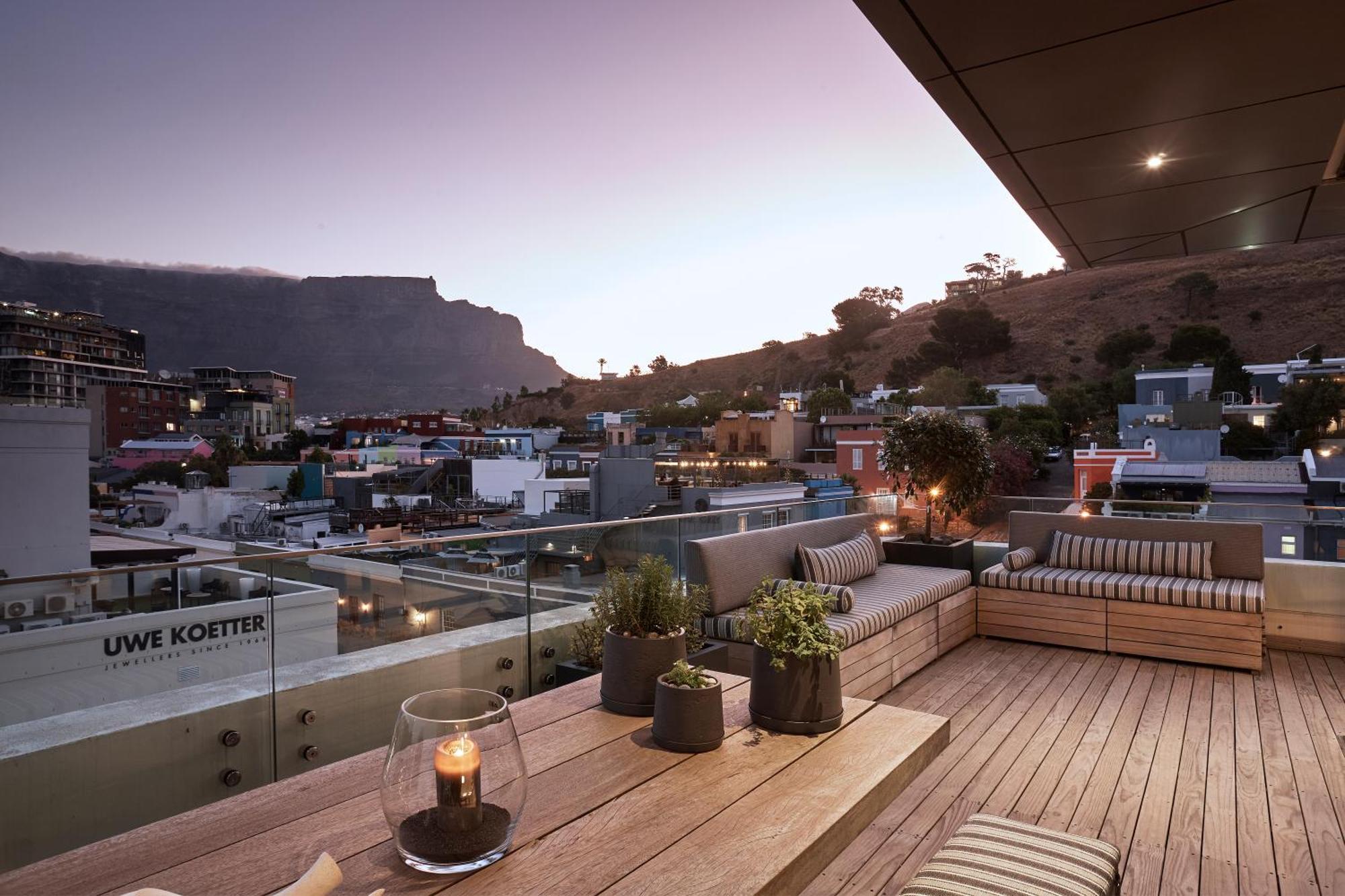 Penthouse On Napier *