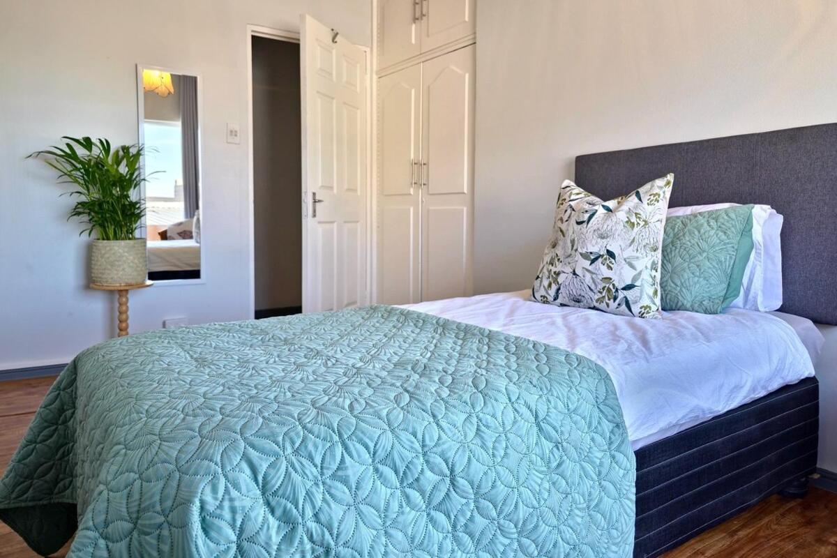 Stunning Bo-kaap Apt, Mountain And Views Apartment