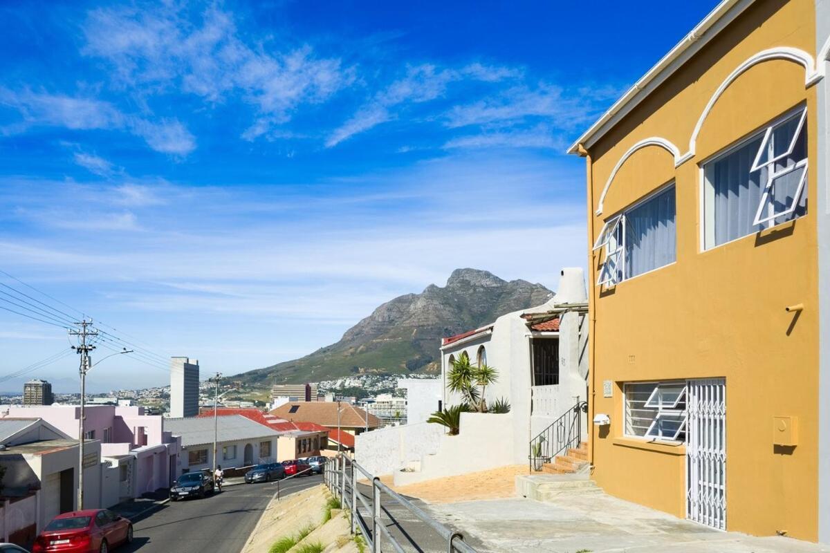 Apartment Stunning Bo-kaap Apt, Mountain And Views