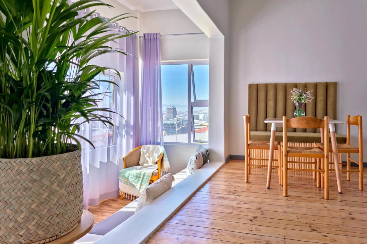 Apartment Stunning Bo-kaap Apt, Mountain And Views *