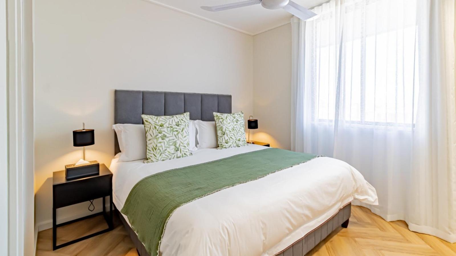 Zals Luxury -on Park Century Aparthotel