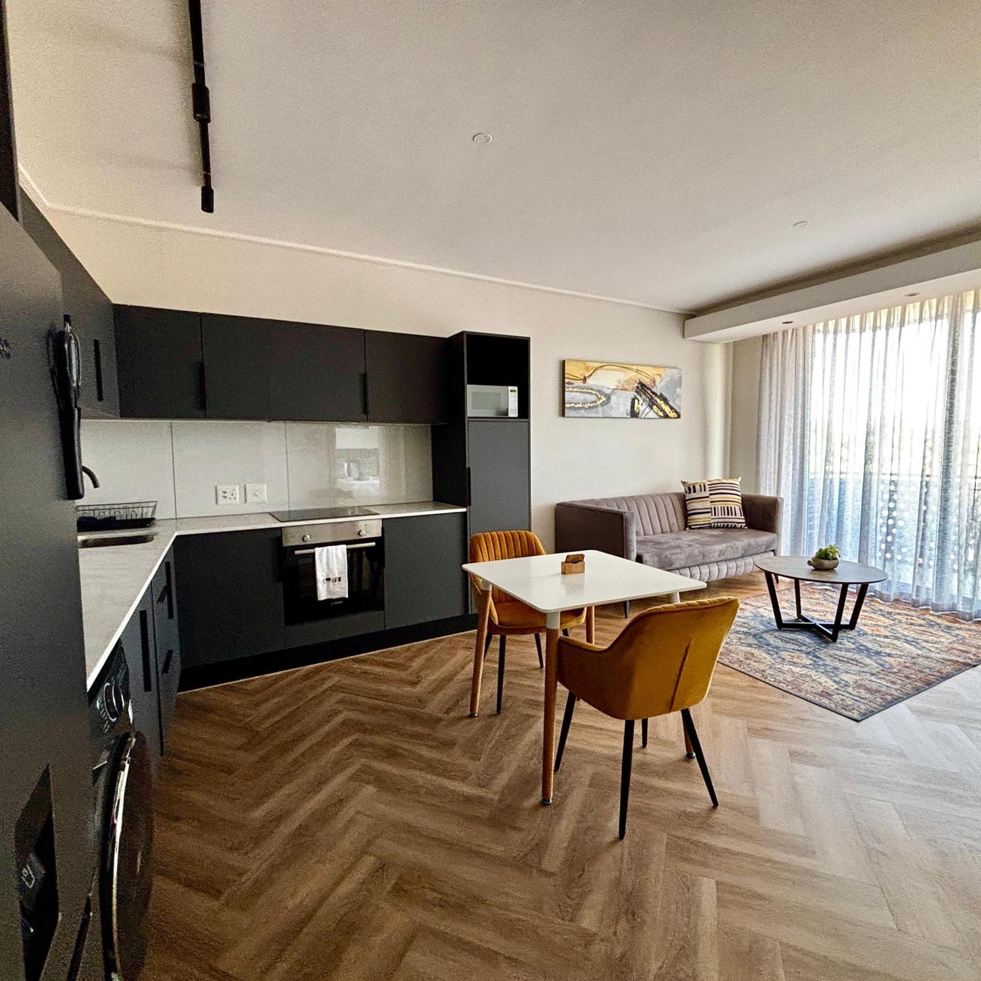 Zals Luxury -on Park Century Aparthotel Cape Town