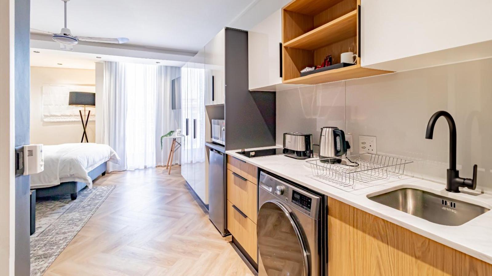 Zals Luxury -on Park Century Aparthotel