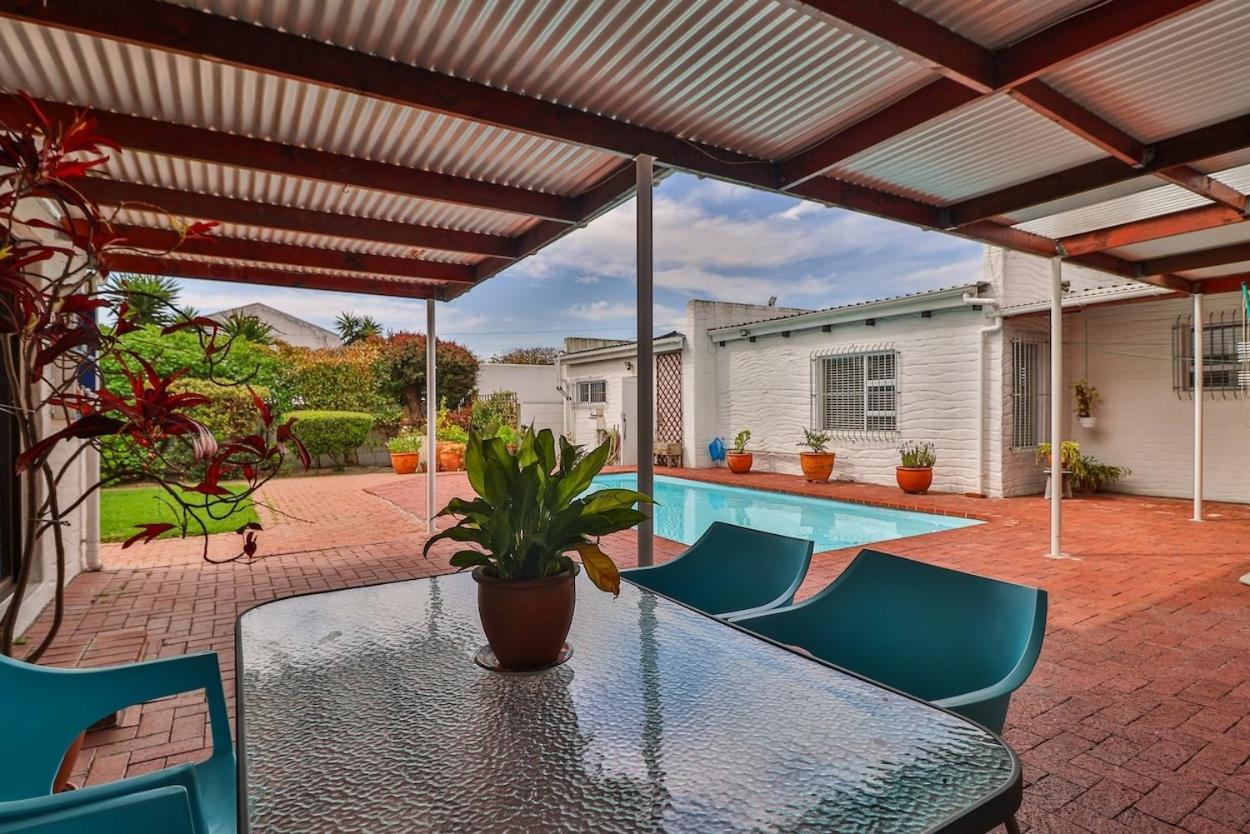 Milnerton Oak Casa de hóspedes