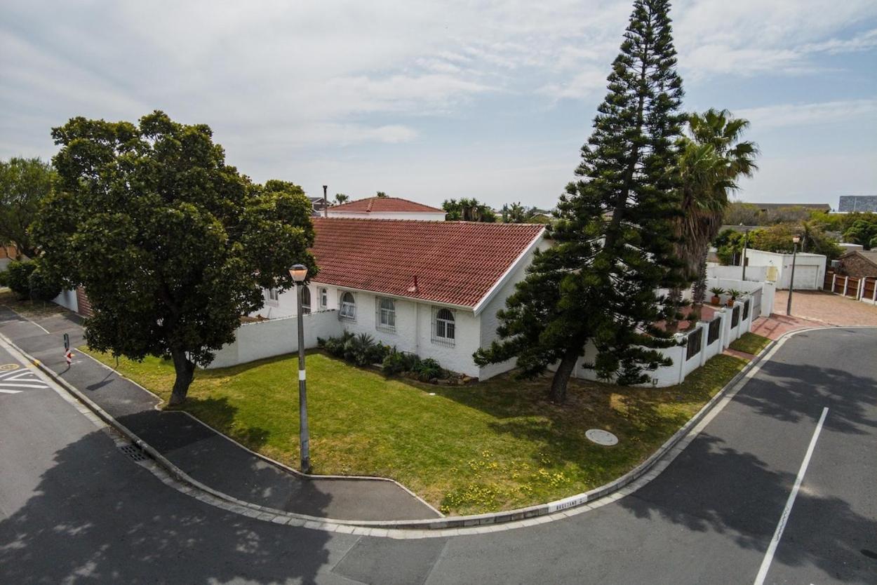 Milnerton Oak Casa de hóspedes *