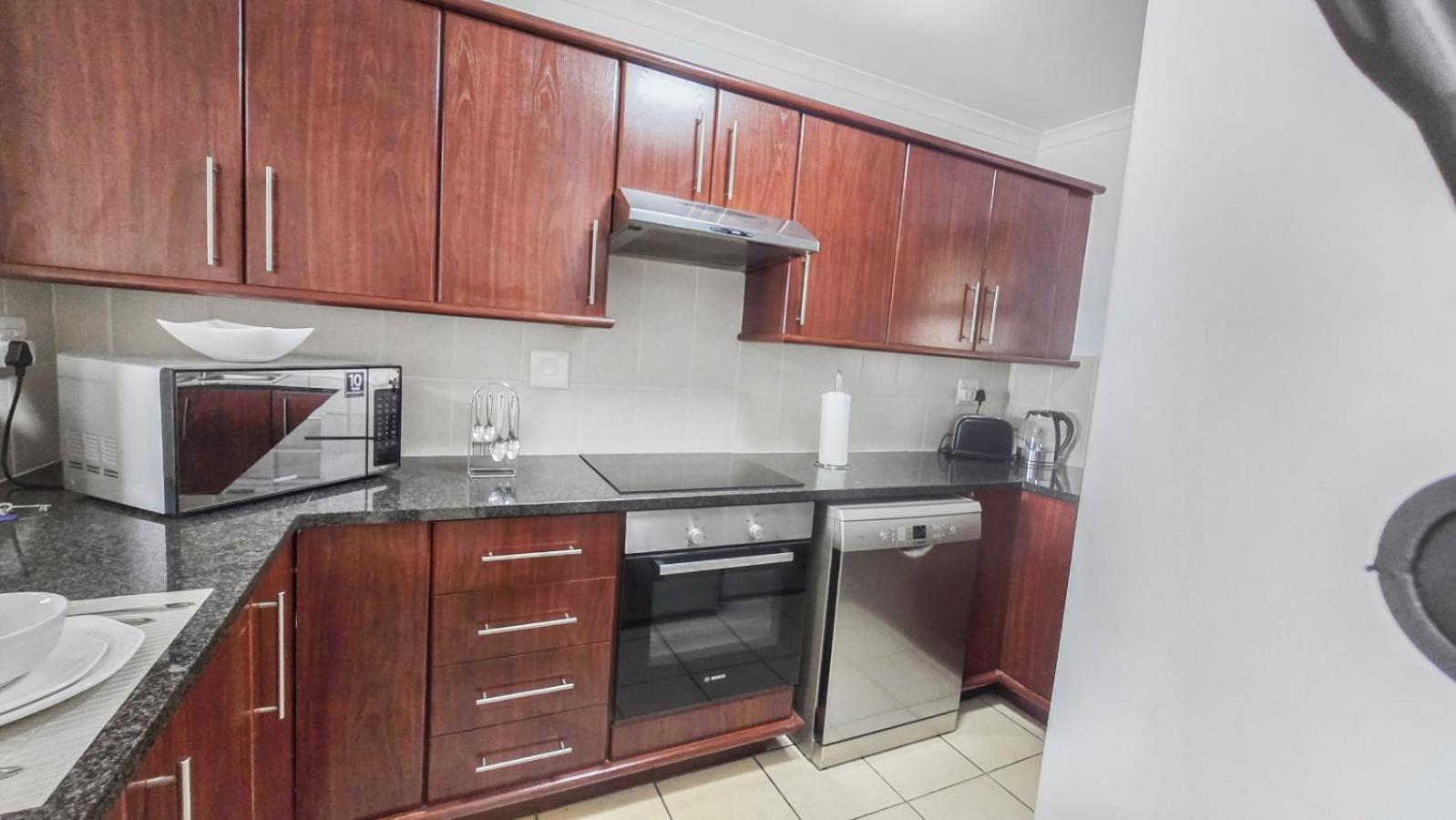 Apartment Homely 3 Bedroom In Italia Century *