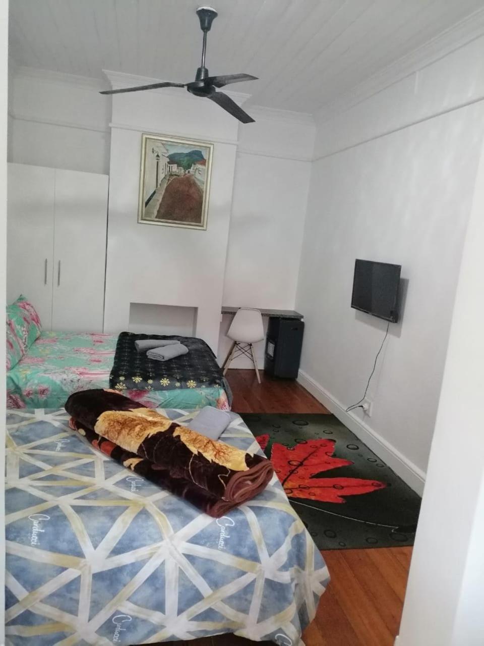 37 Grant Prix Guest house Cape Town