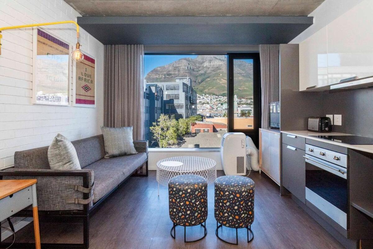 Apartment Luxury In Woodstock Cape Town