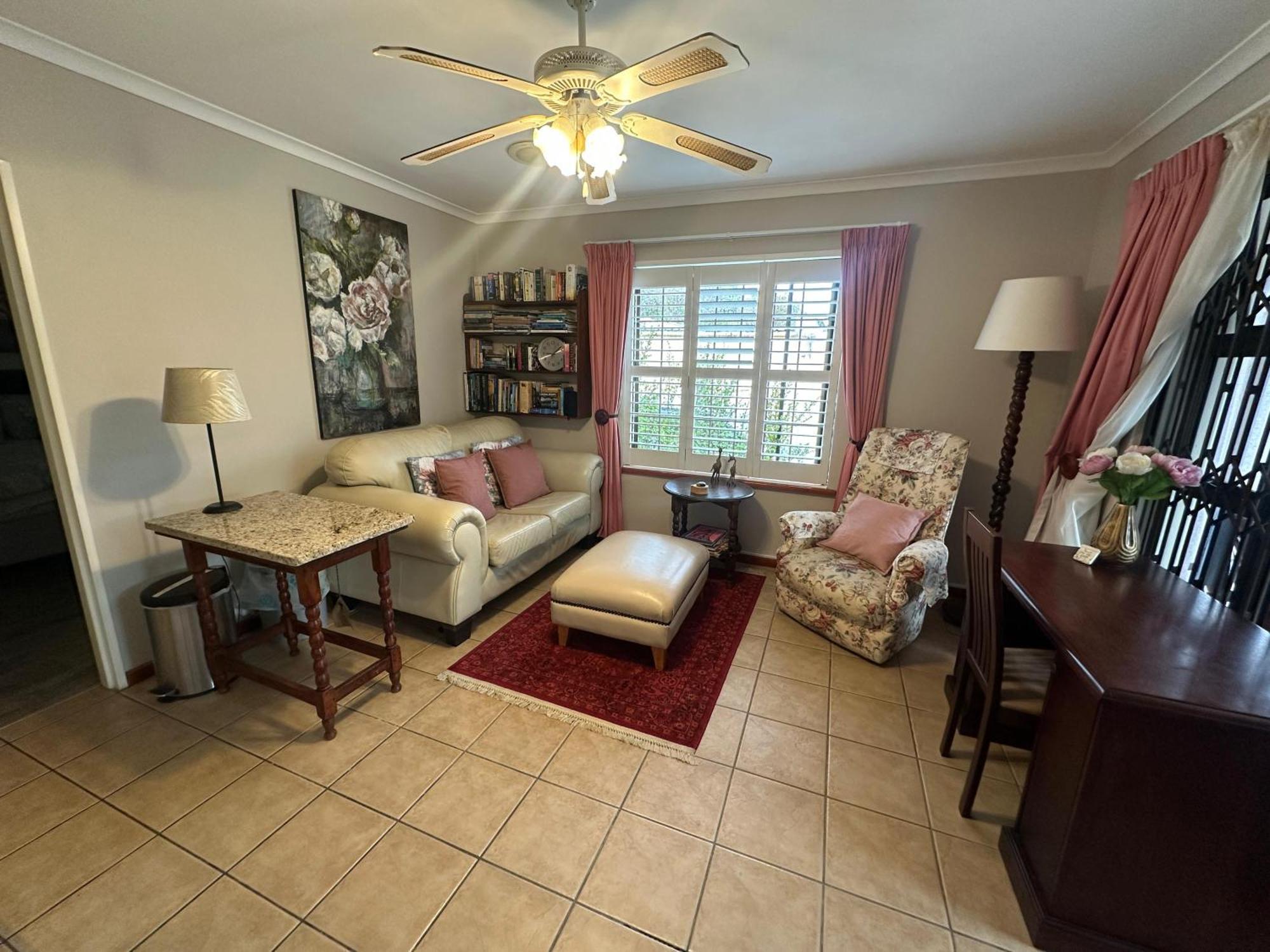 Apartment Peony Place Cape Town