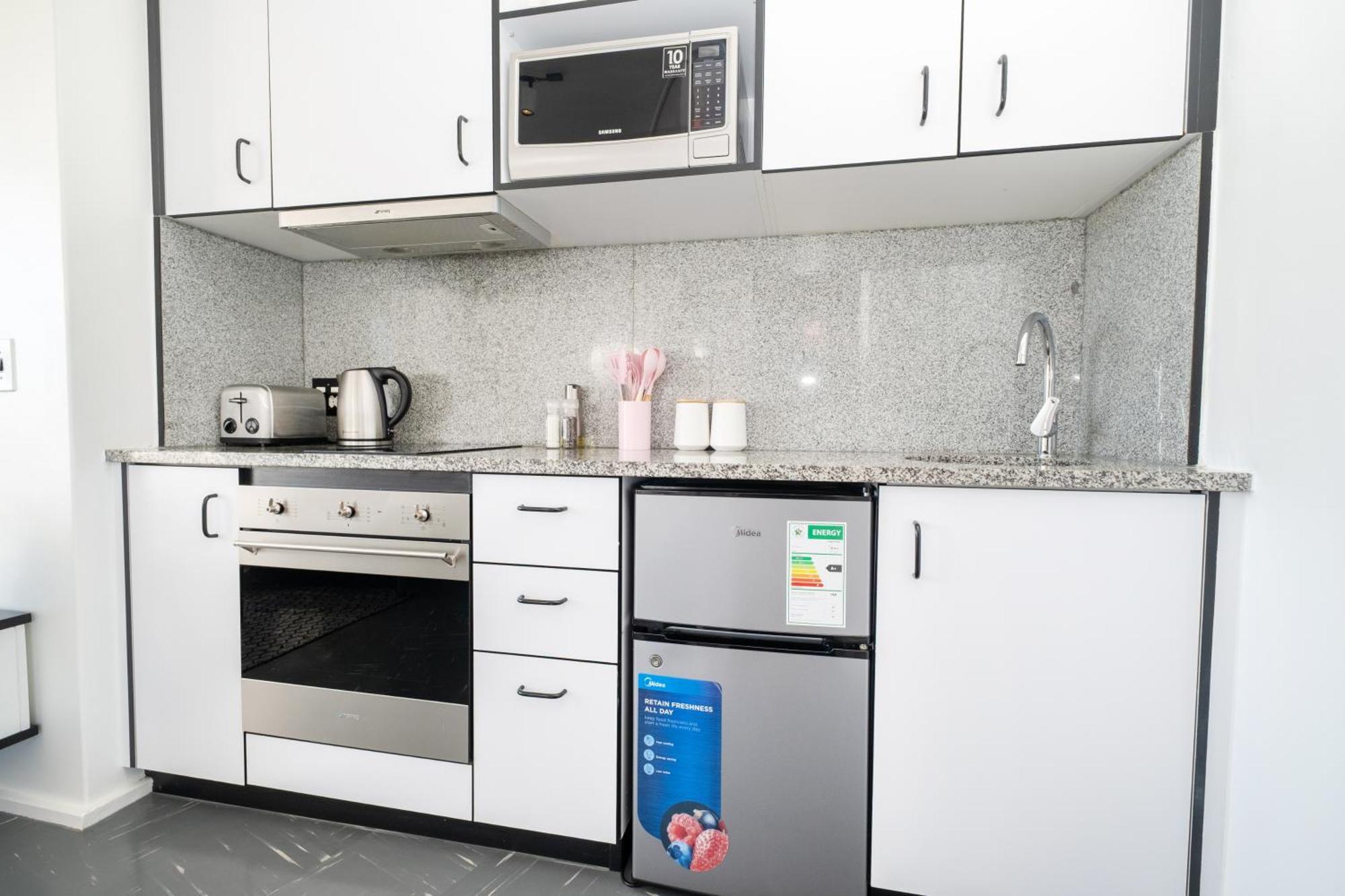Flamingo 801 - Floor Sea Point With Daily Housekeeping Apartment