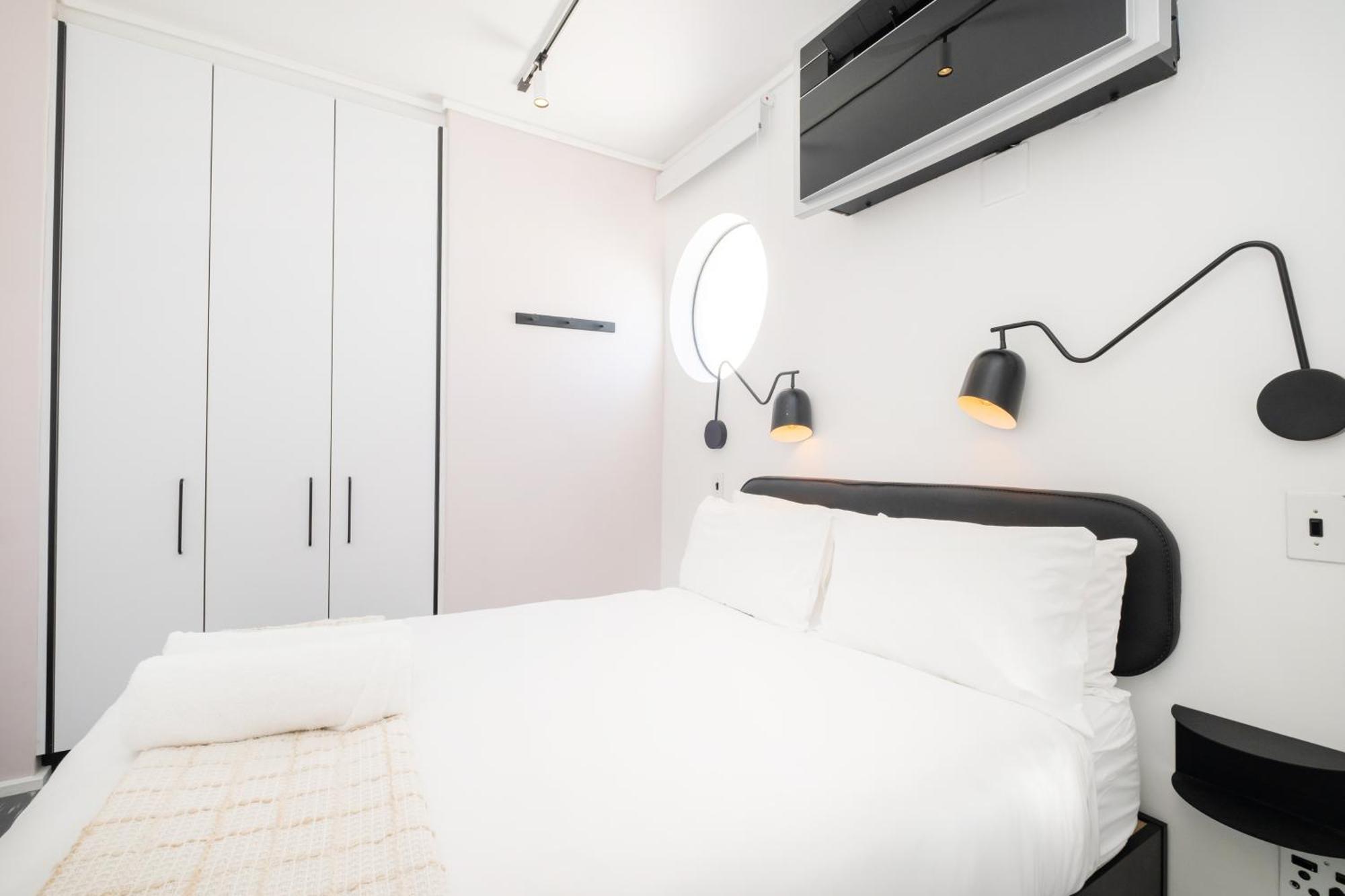 Flamingo 801 - Floor Sea Point With Daily Housekeeping Cape Town