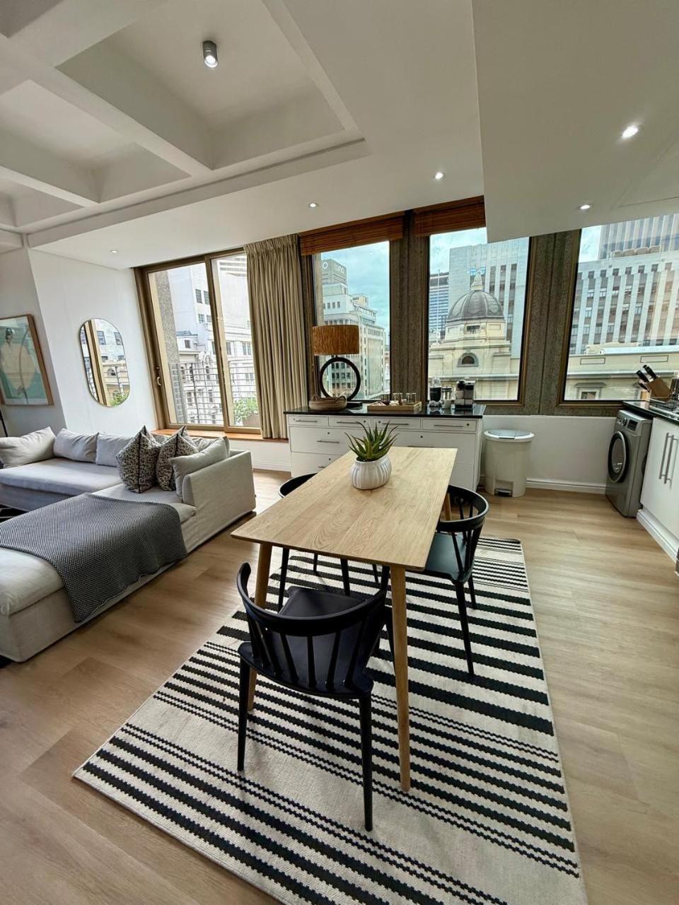 #507 Cartwright - Modern * Cape Town