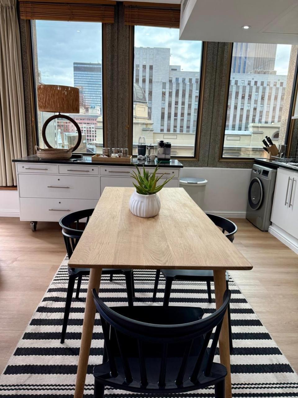 #507 Cartwright - Modern Apartment *