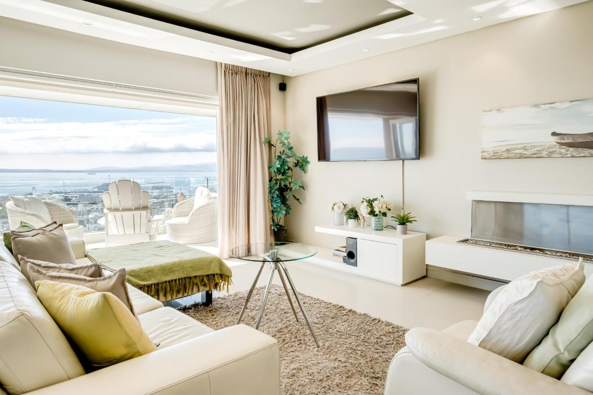 Apartment Spacious 3bed Overlooking Panova Cape Town