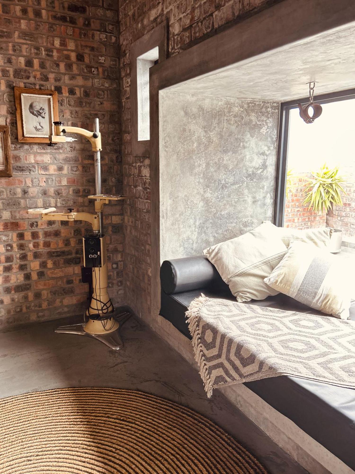 Tether And Tease, The Fortress Apartment Cape Town