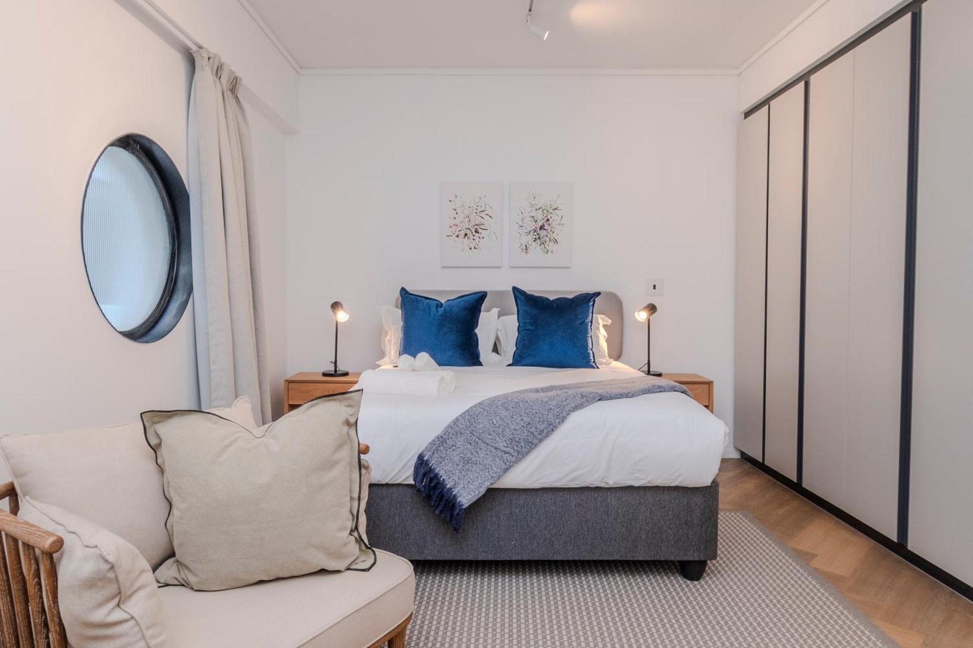 Zeeland Pier By Totalstay