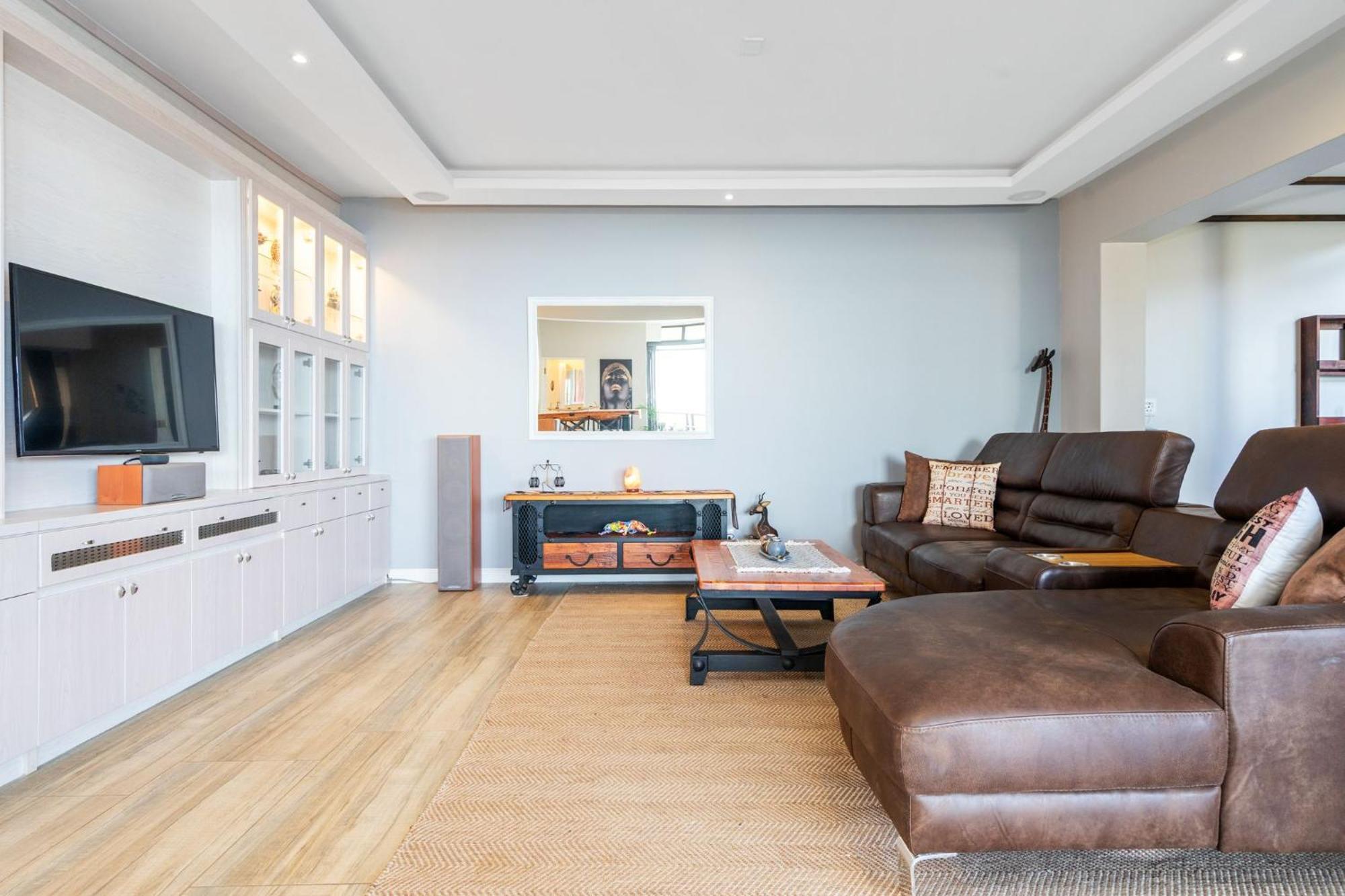 Zaria Sun Family Apartment