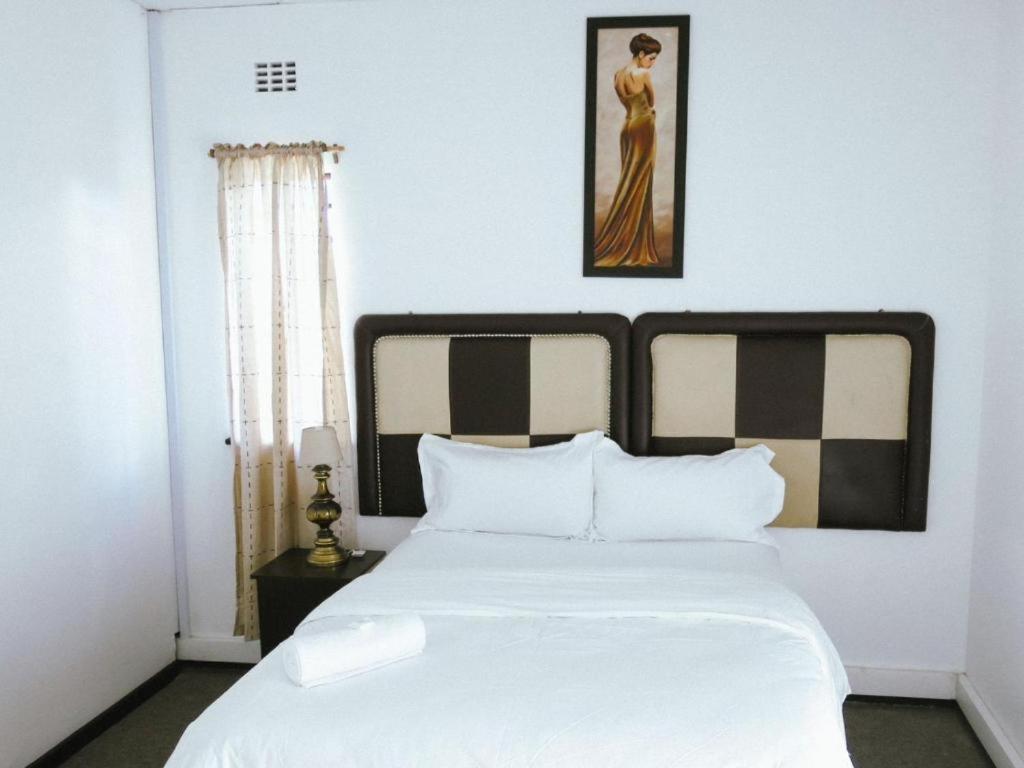 Guest house 33 Goulborn Street Goodwood
