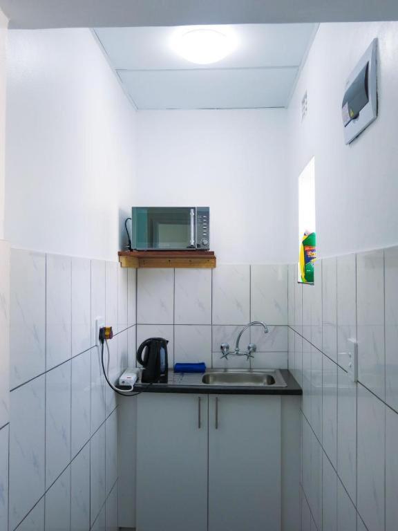 Guest house 33 Goulborn Street Goodwood Cape Town