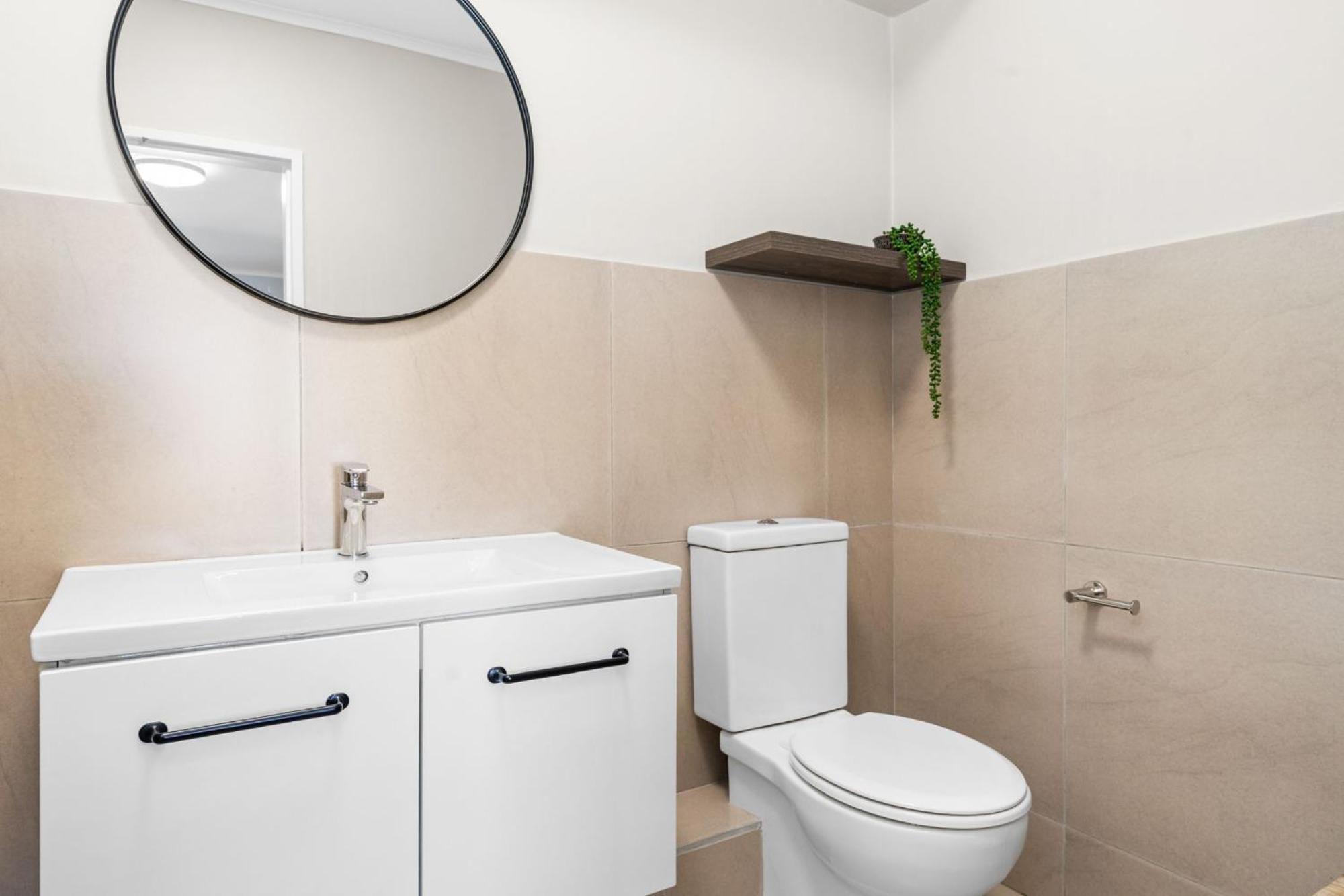 Mayfair Luxury 212 Apartment *
