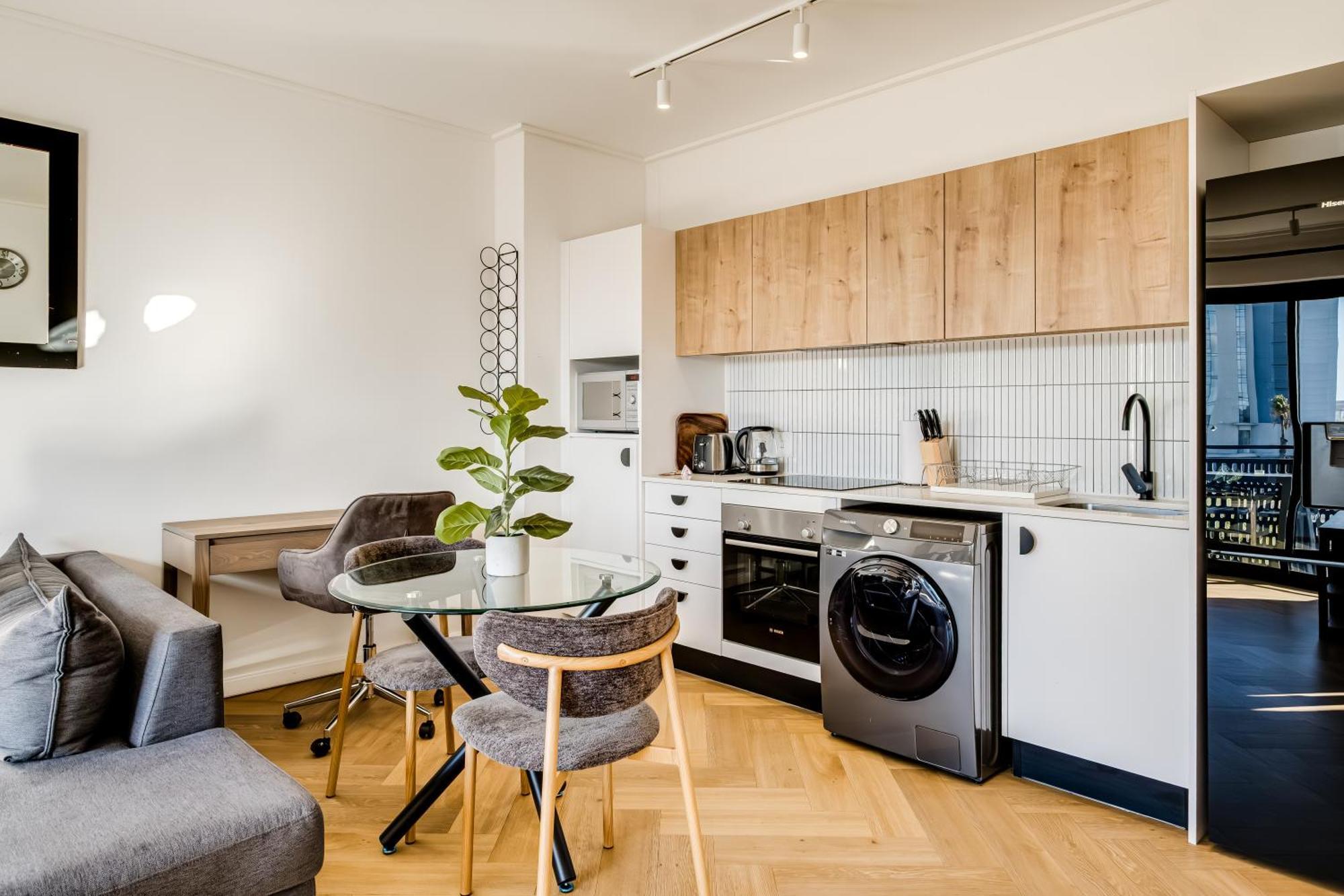Belina - Nine Palms Premier * Cape Town