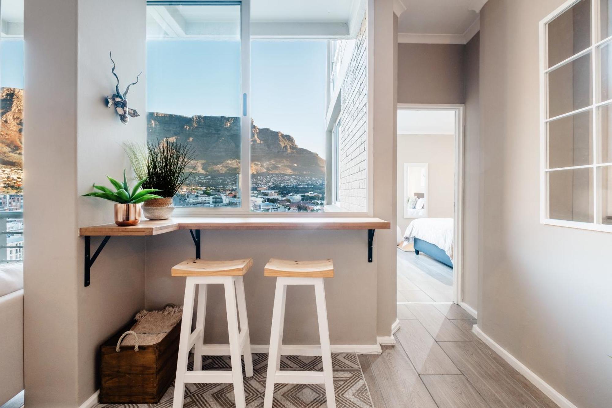 2 Bedroom In Cbd Apartment Cape Town