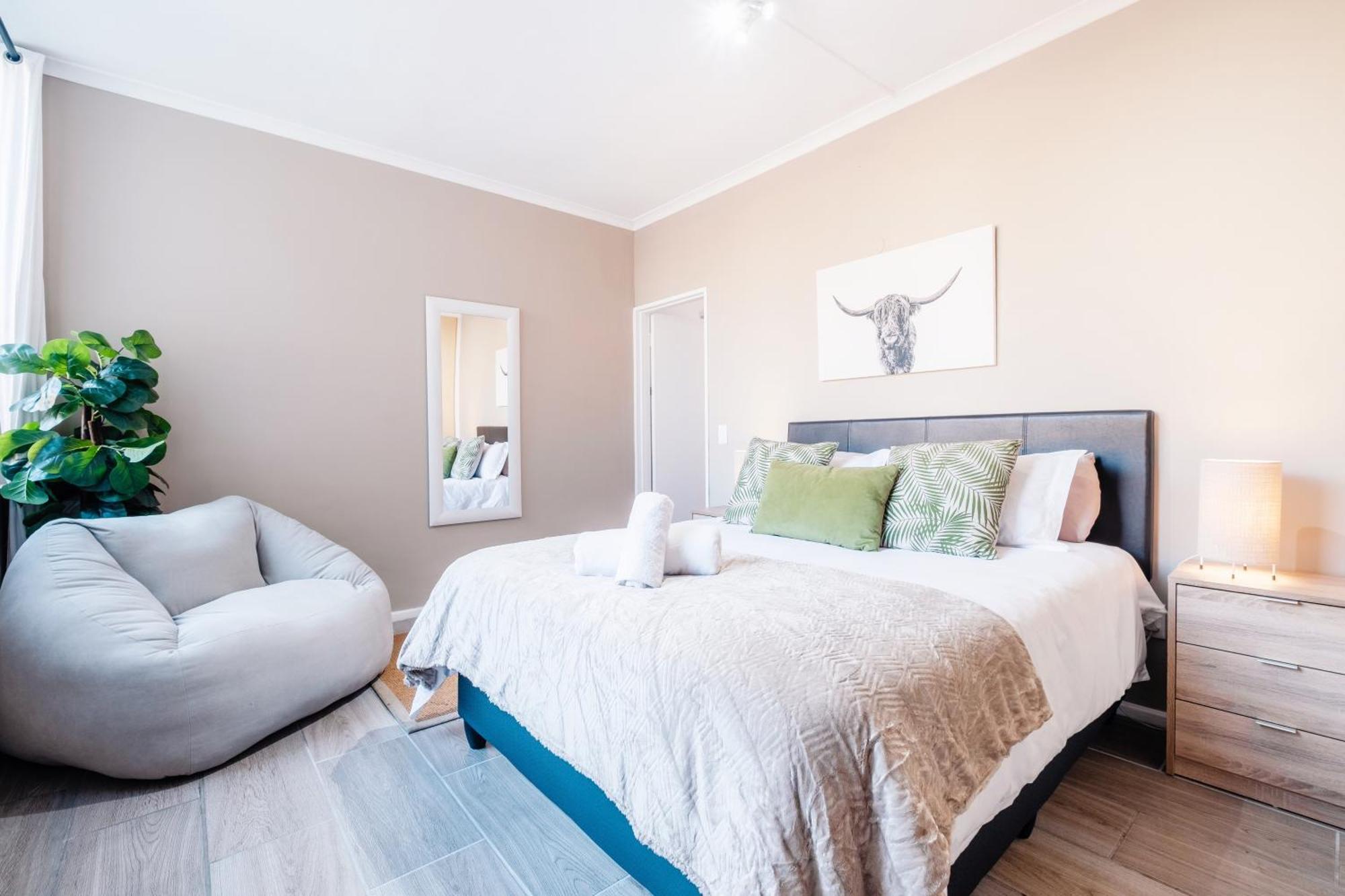 Apartment 2 Bedroom In Cbd Cape Town