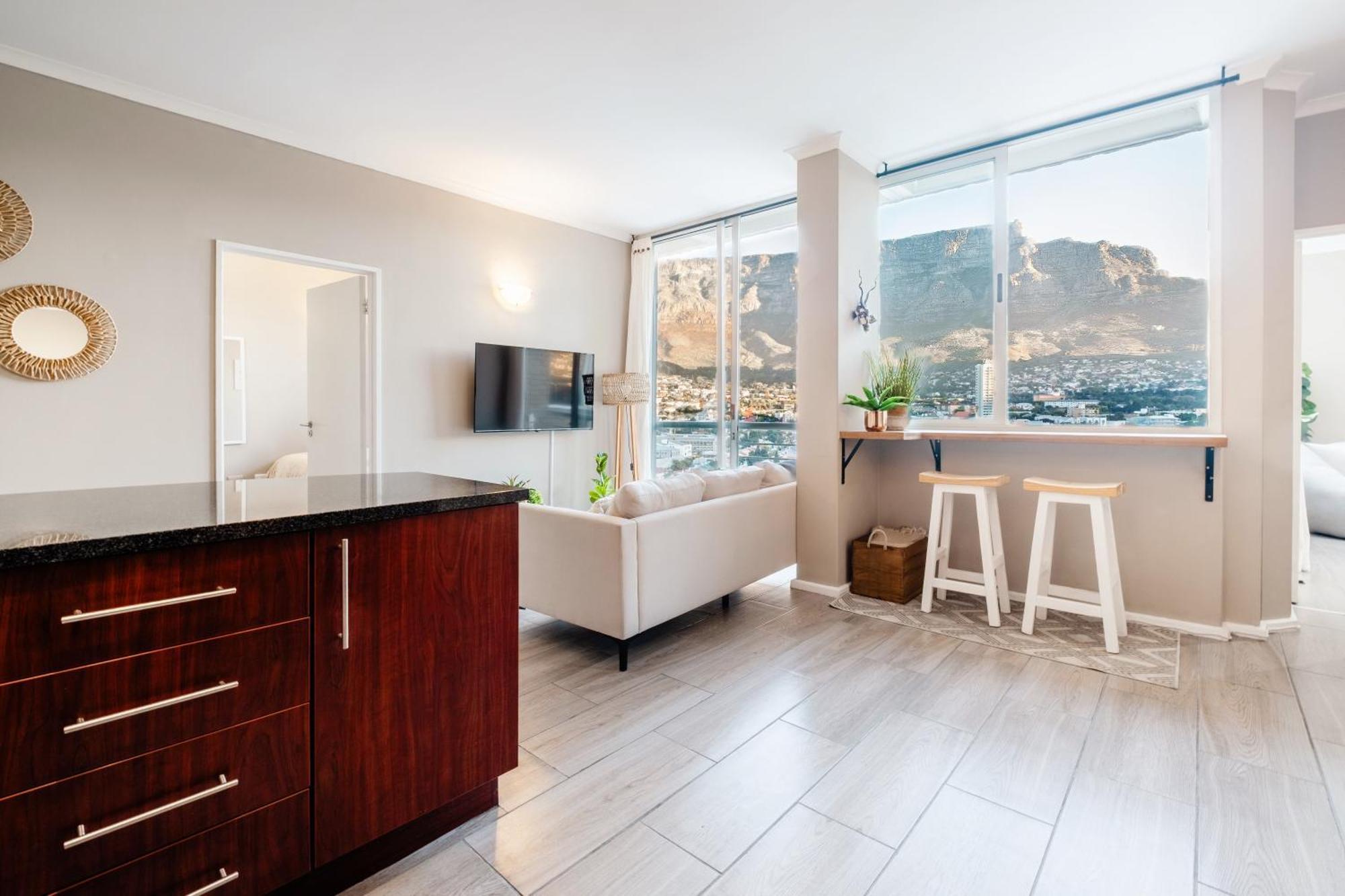 2 Bedroom In Cbd Apartment Cape Town