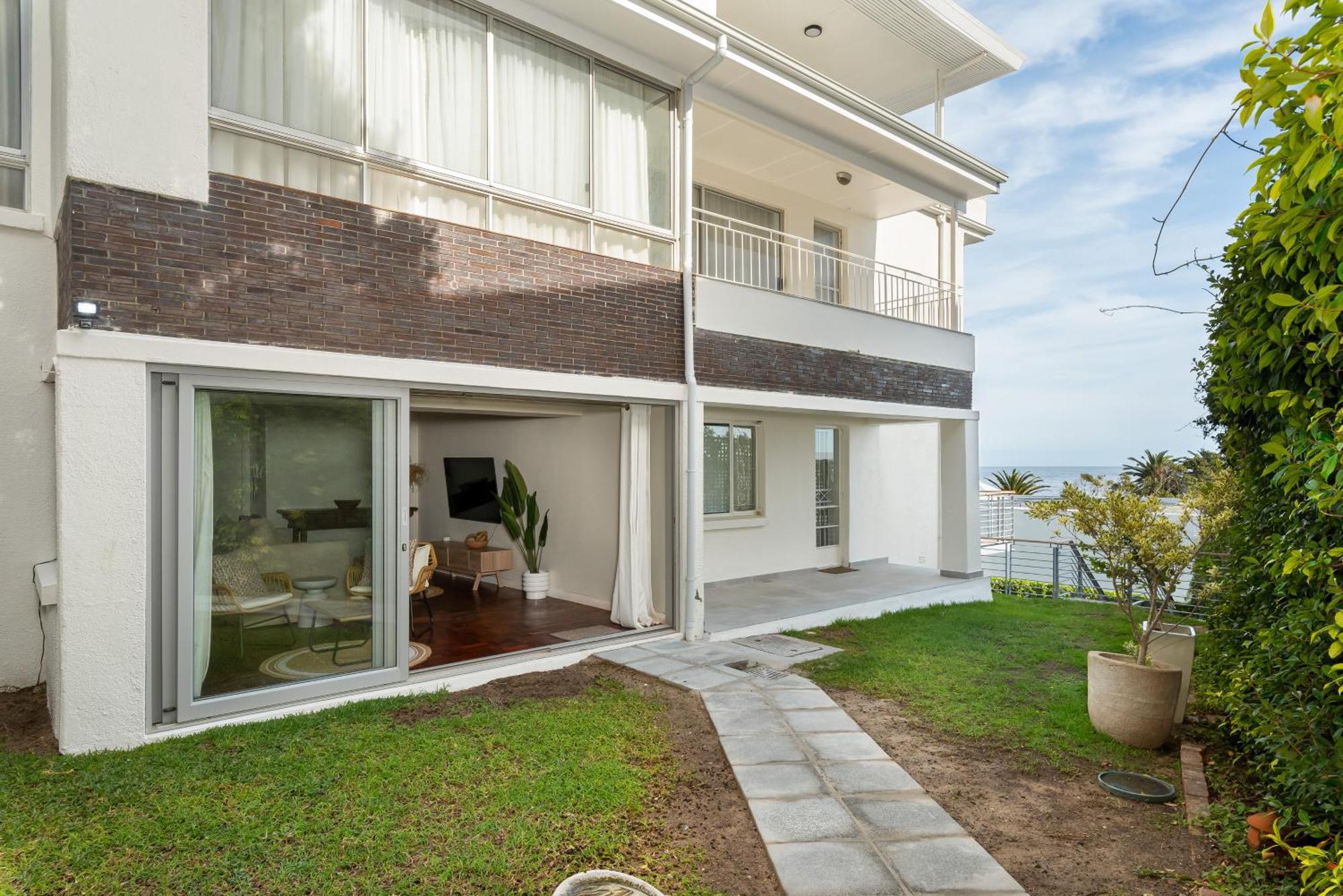9 Caprice Court Apartment