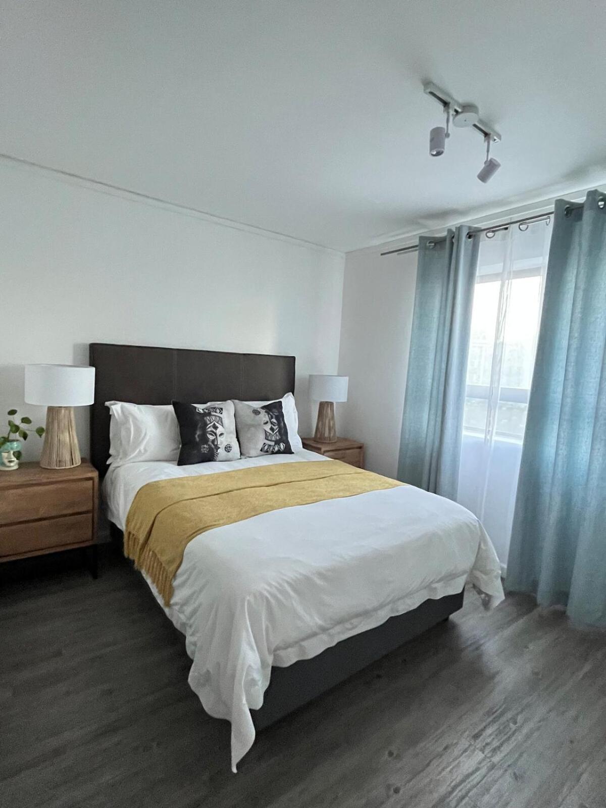 Central- Rock Chambers Apartment Cape Town