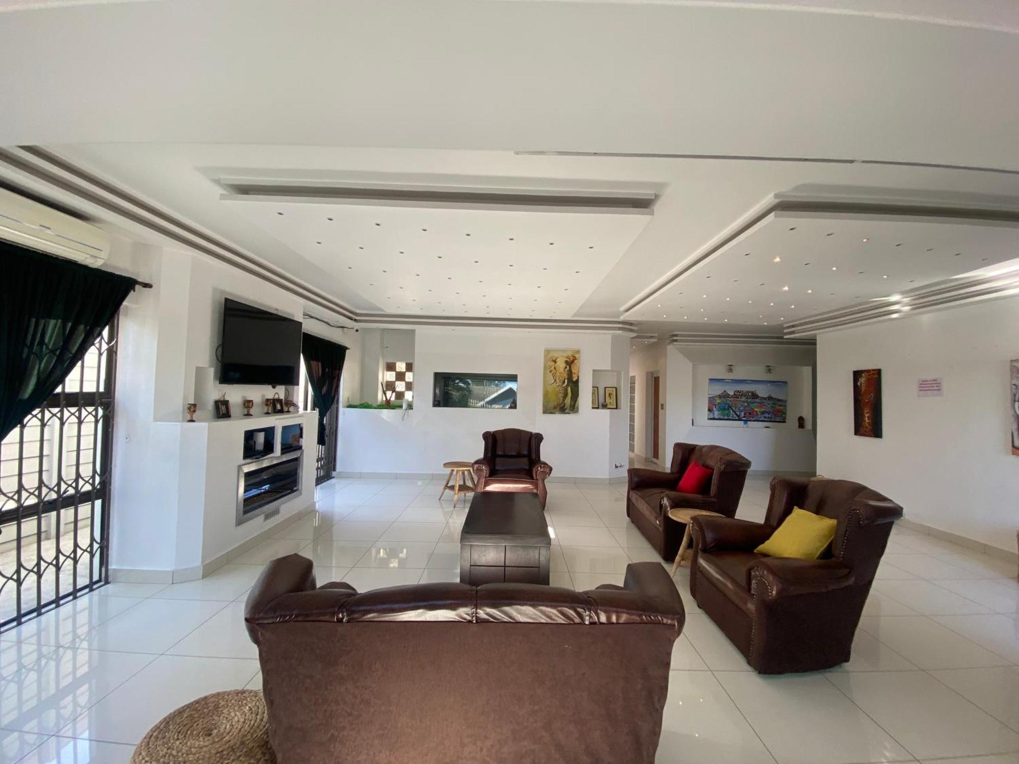 Guest house Luxe In Parow North Cape Town