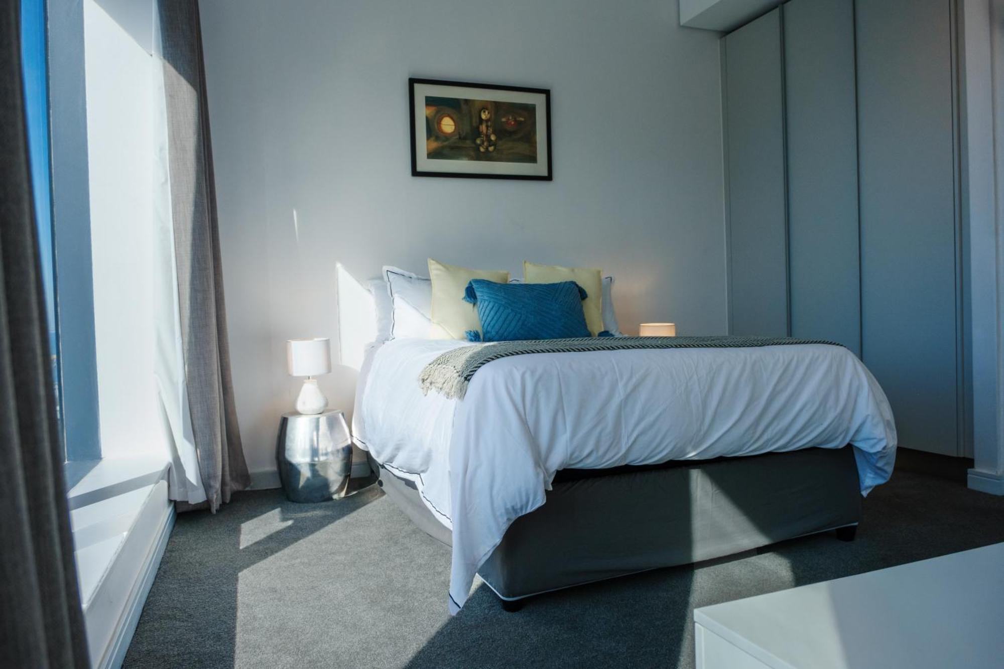 2101 The Rubik With Sensational Views, Rooftop Pool And Parking Cape Town