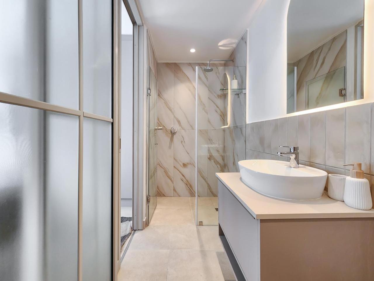 Apartamento The Braemar Point Two Bed, Two Bath, Parking *