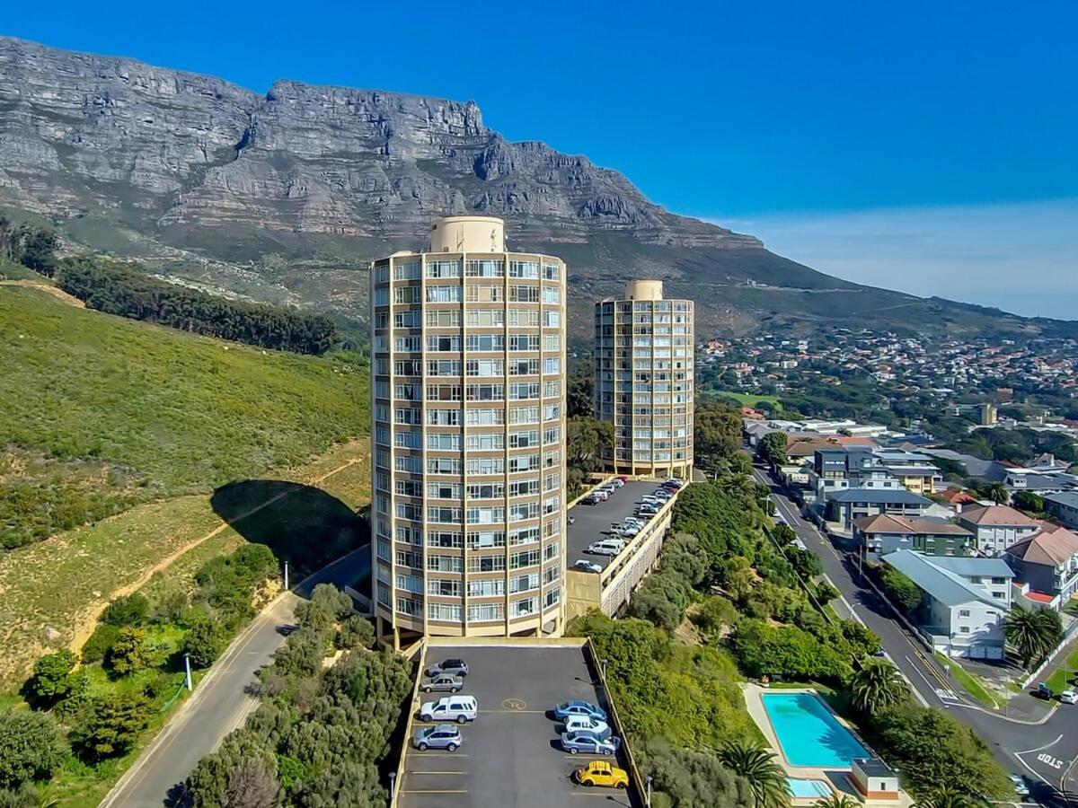 Apartment Situated On The Slope Of Table Mountain!