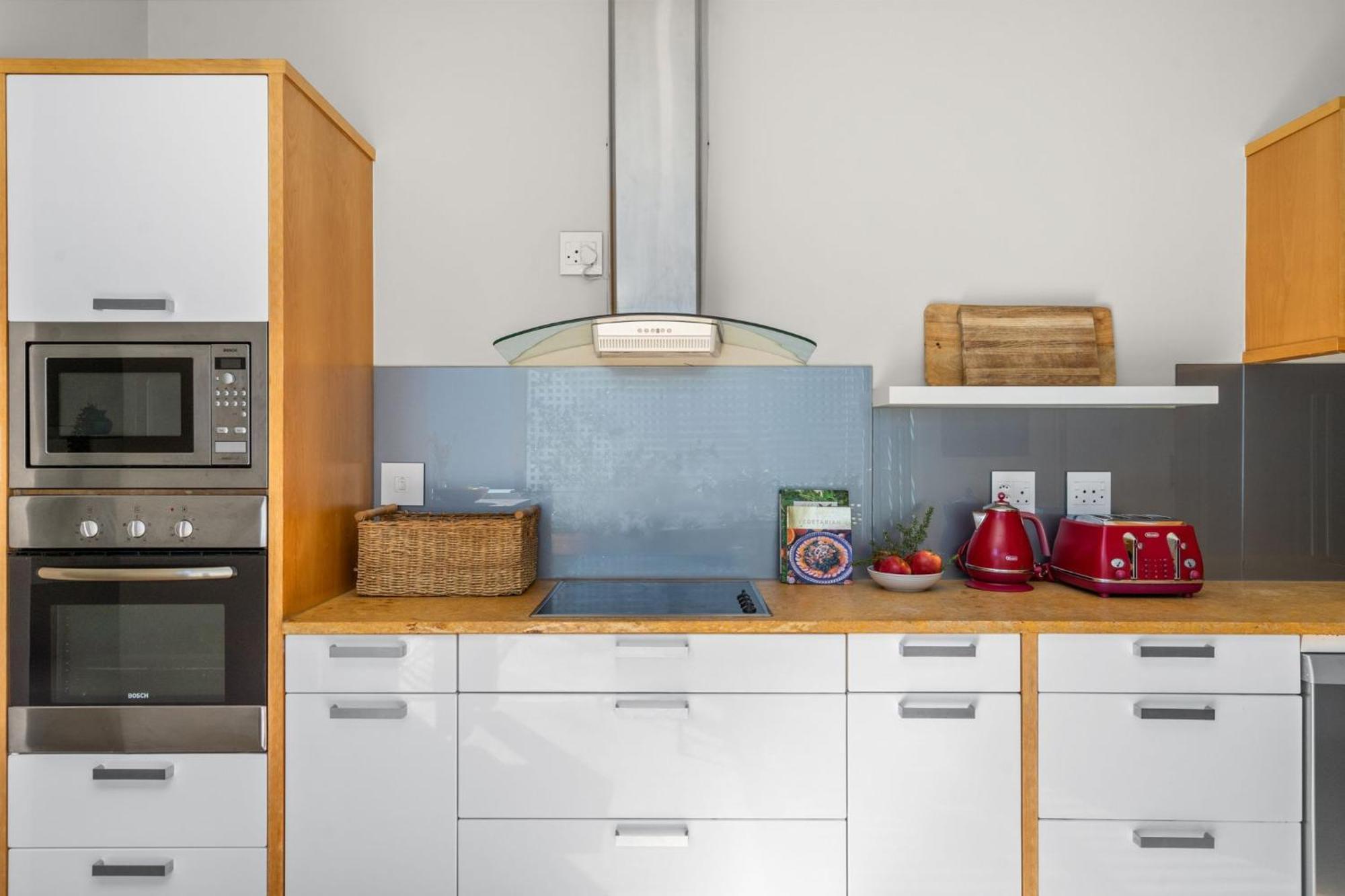Serene Living On The Grange By Host Agents