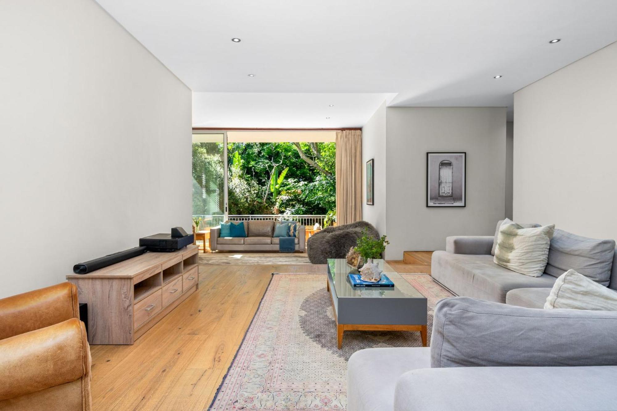 Serene Living On The Grange By Host Agents Holiday home *