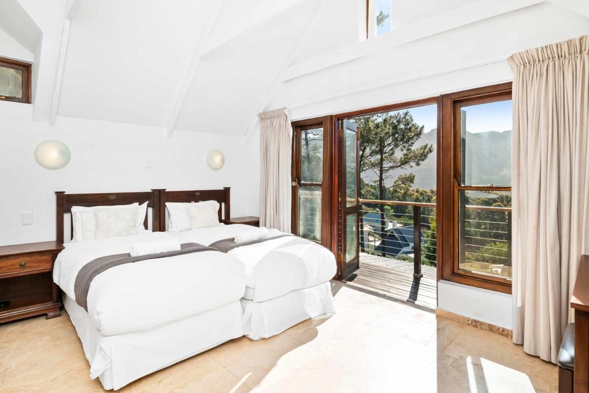 Villa Silvermist Lavish Retreat With Breathtaking Views Cape Town