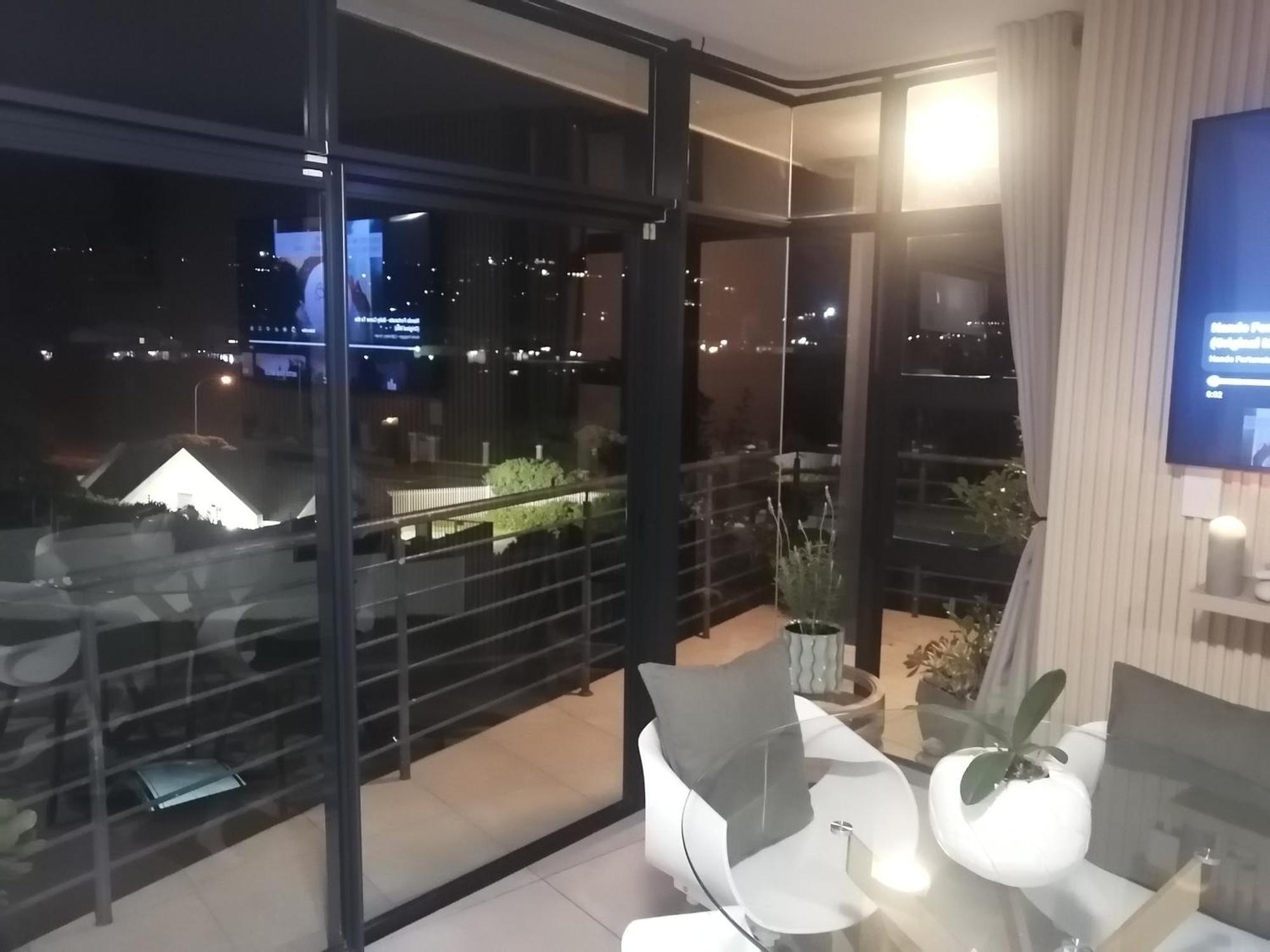 With Magical Mountain And Sea Views Cape Town