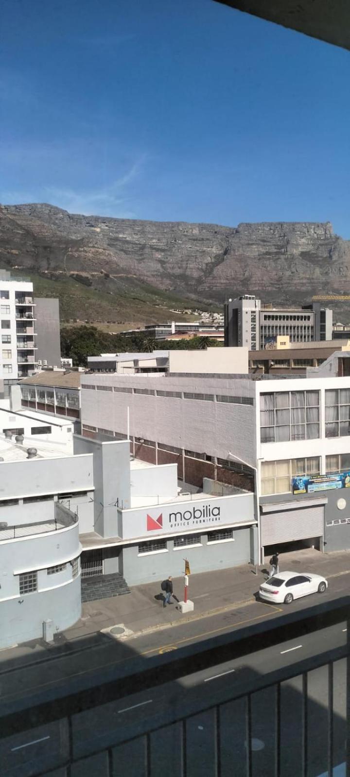 - 1onalbert * Cape Town