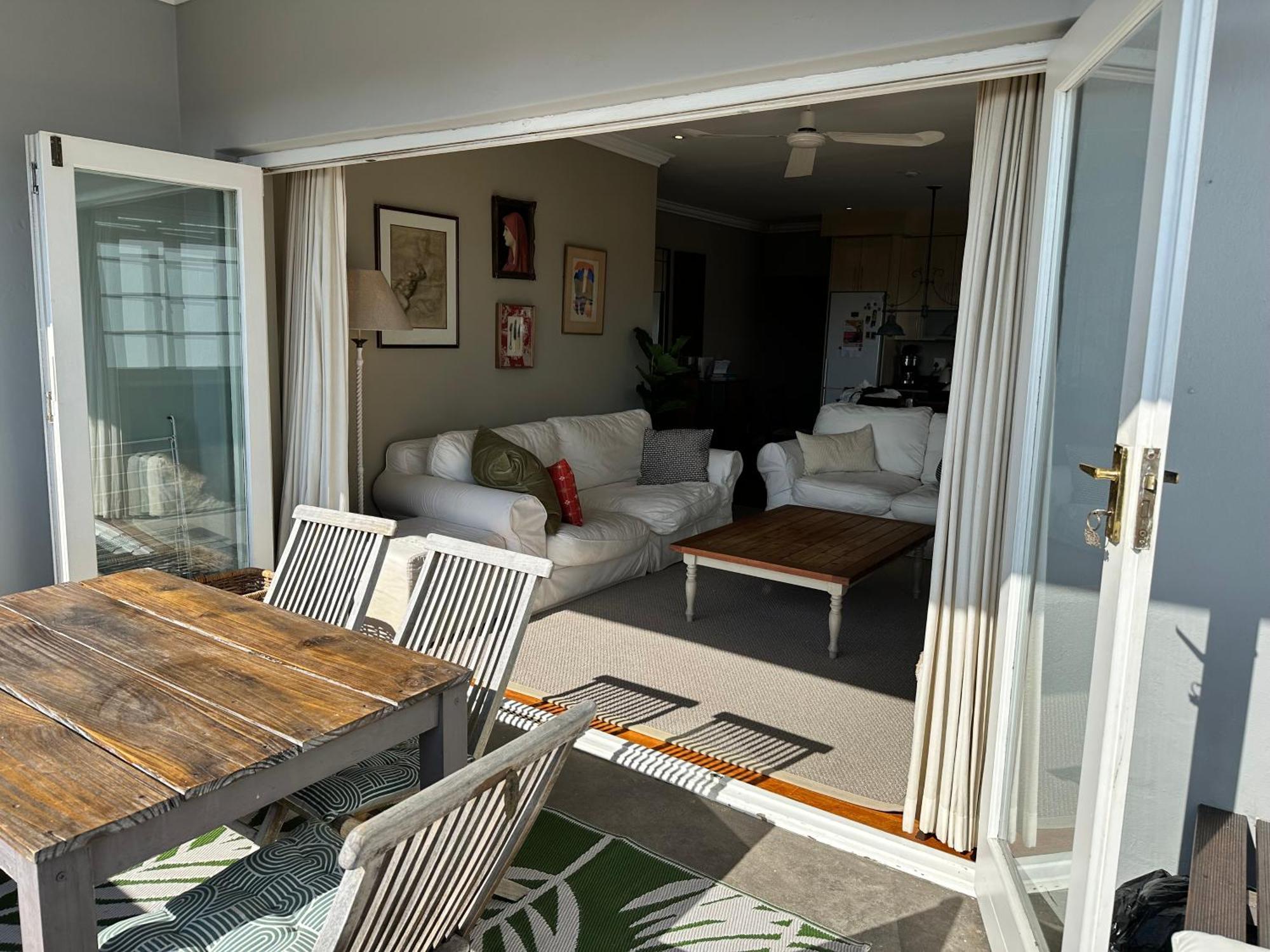 Above Ocean Views And Quiet Nights Cidade Do Cabo