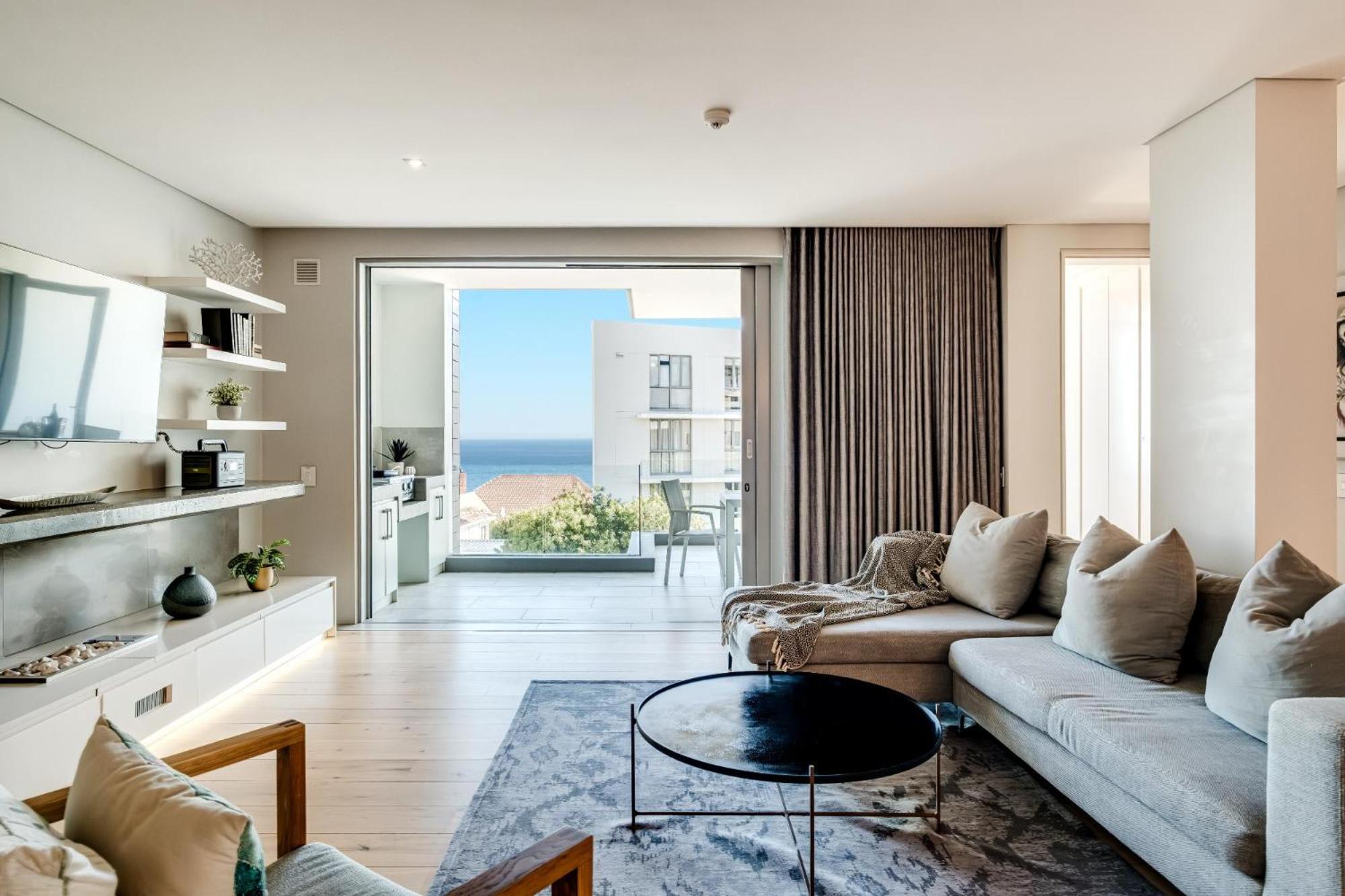 Apartment Bright 2bed In Sea Point W Sea Views Helio Haven *